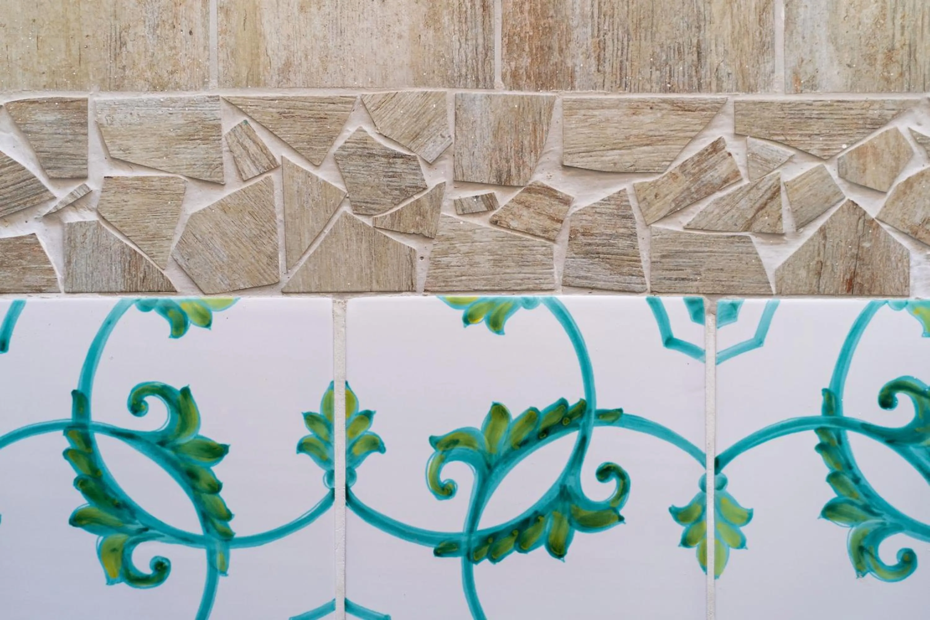 Decorative detail in Lemon Factor Sorrento