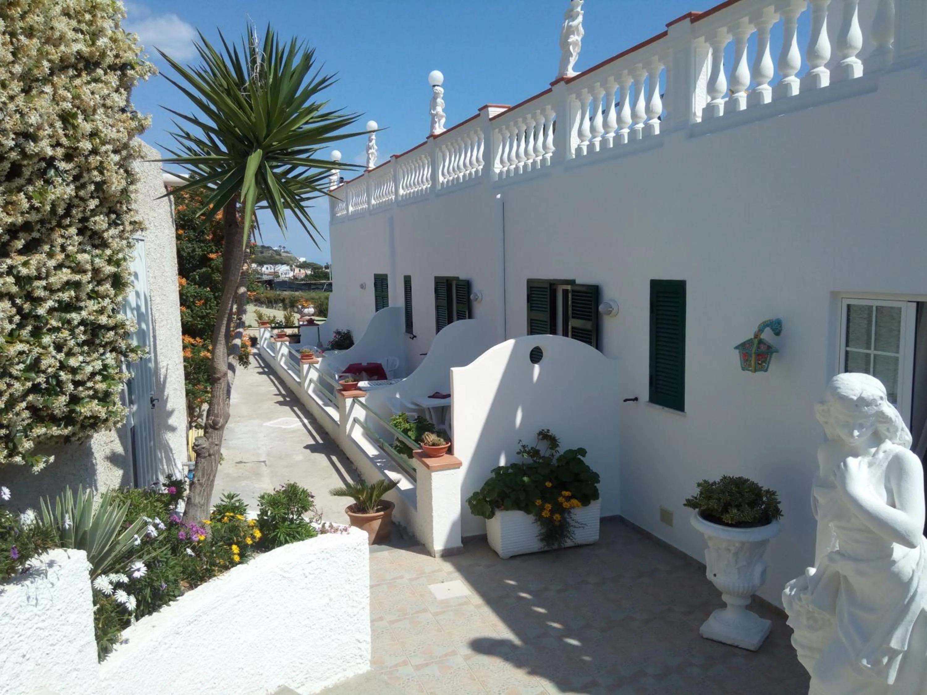 Facade/entrance in Villa Natalina