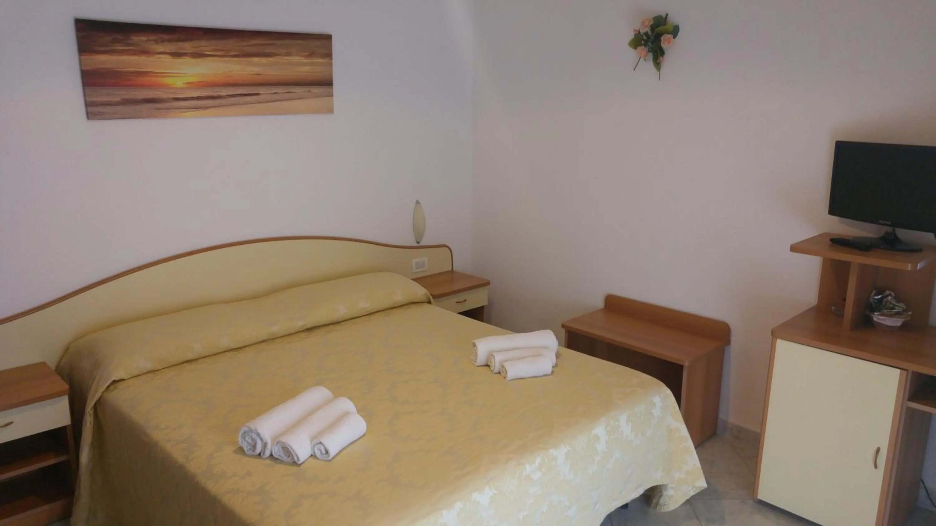 Photo of the whole room, Bed in Villa Natalina