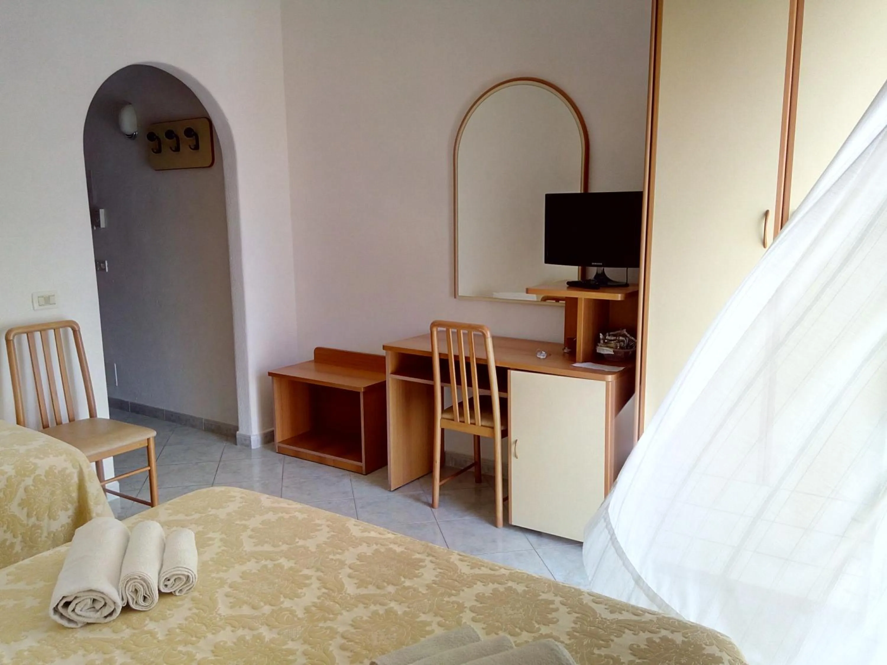 Bedroom, Bed in Villa Natalina