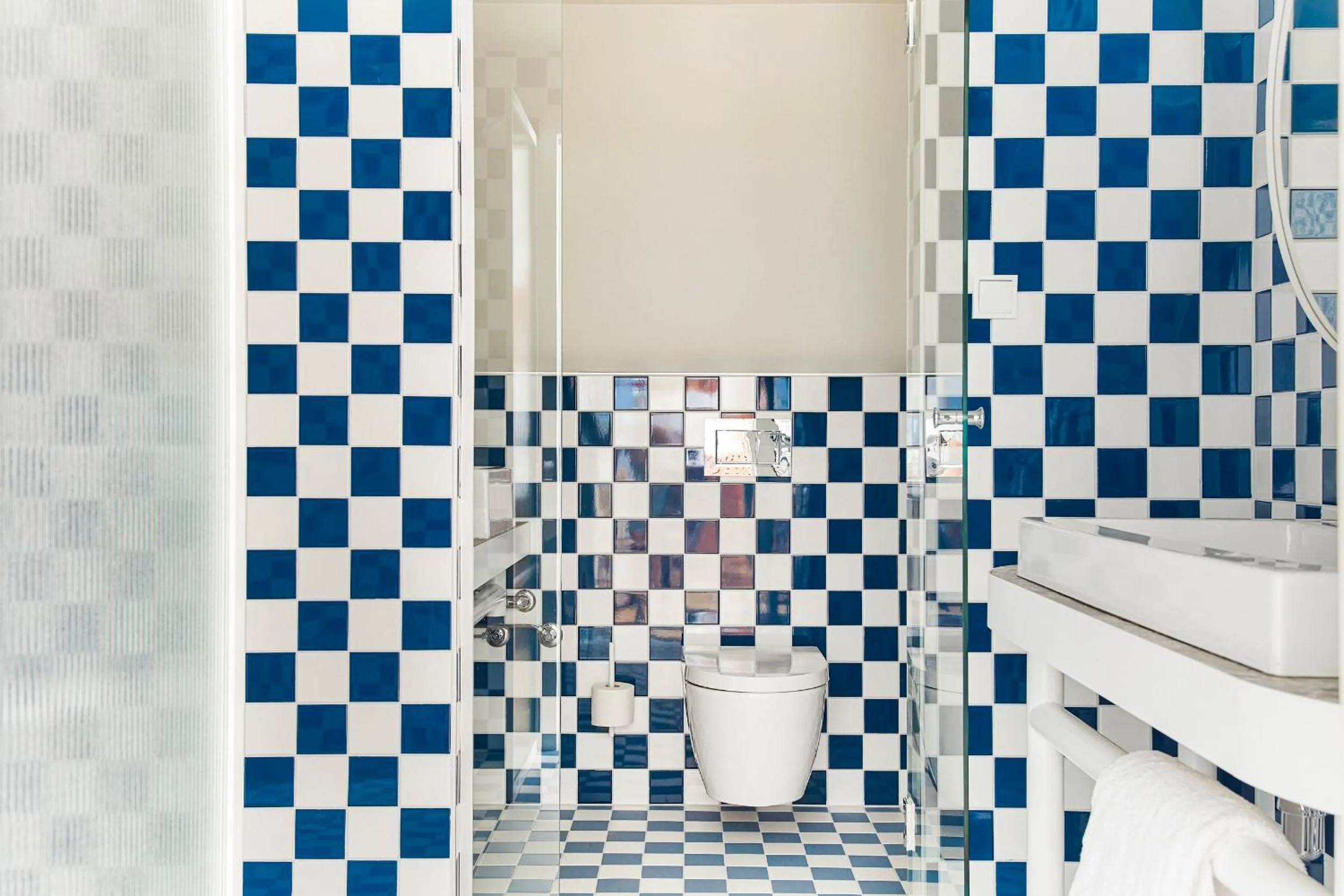 Toilet in Hobo Helsinki