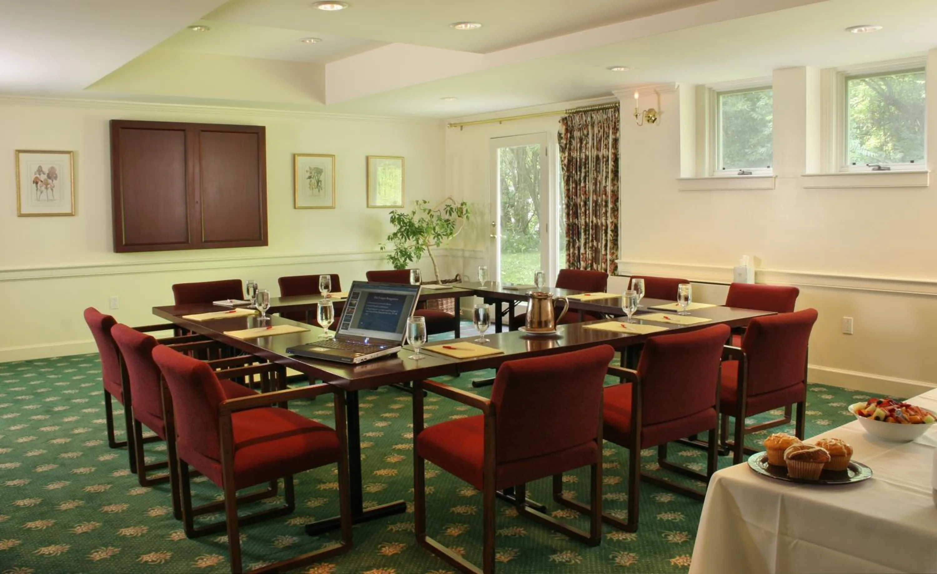 Swift House Inn