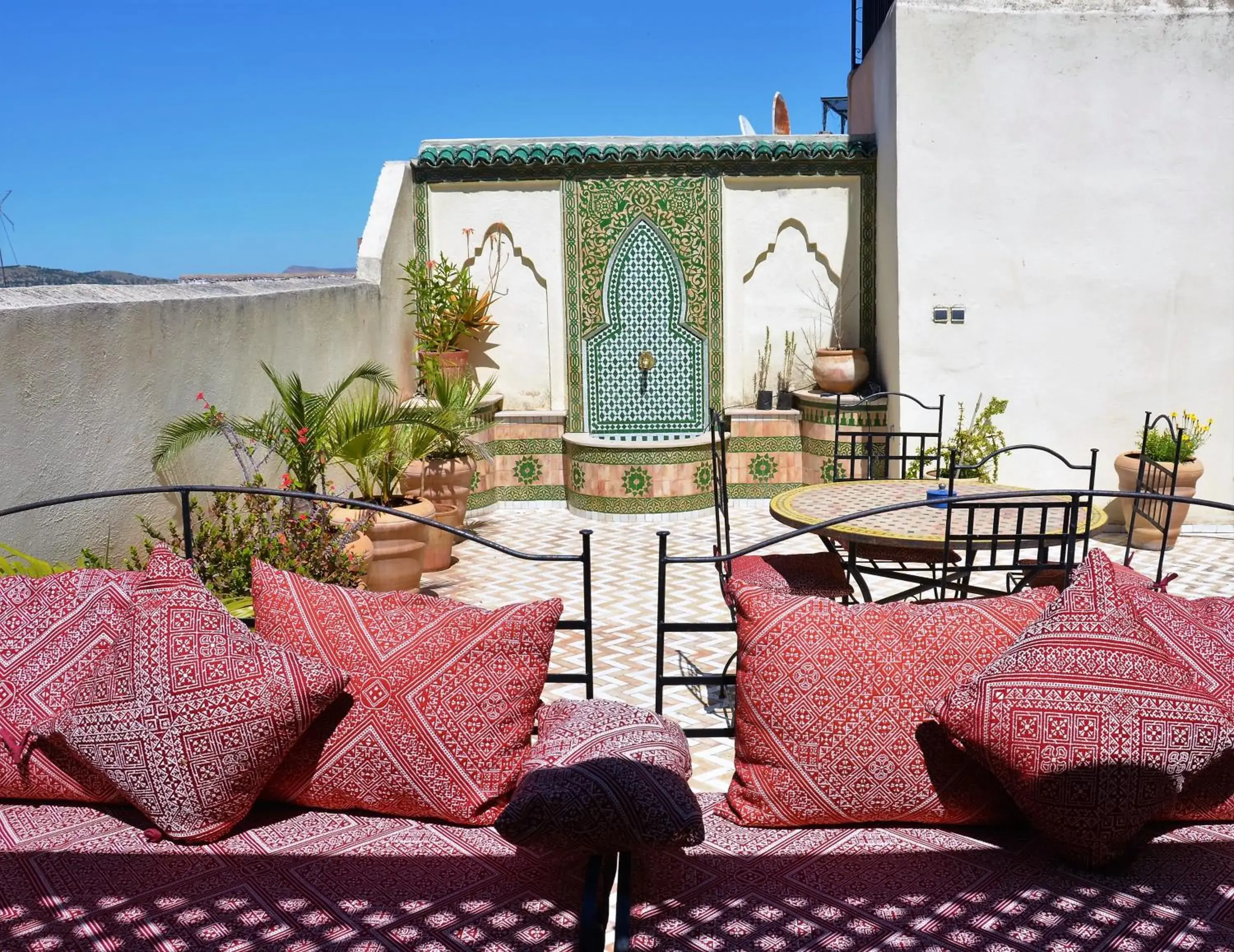 Riad Dezayn Riad Dezayn