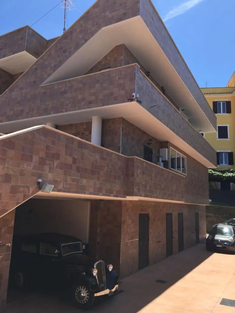 Property building in Beb la lupa