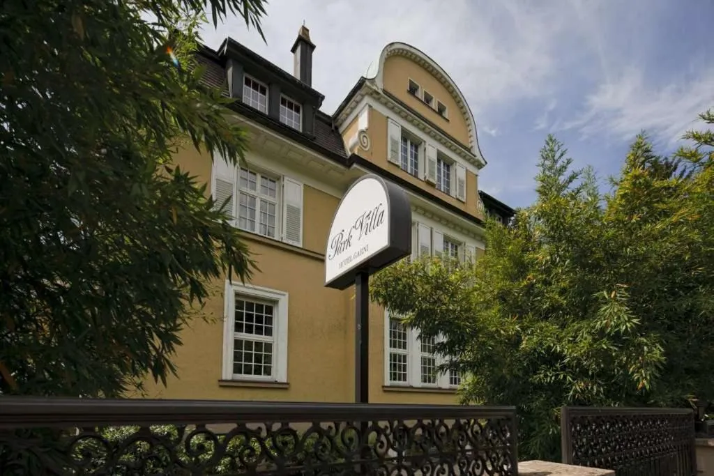 Property building in Hotel Park Villa