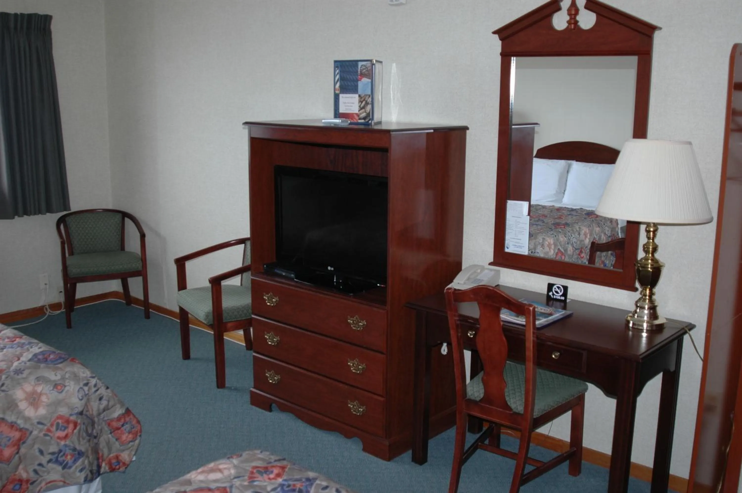 Seating area in Admiral Digby Inn Restaurant and Cottages