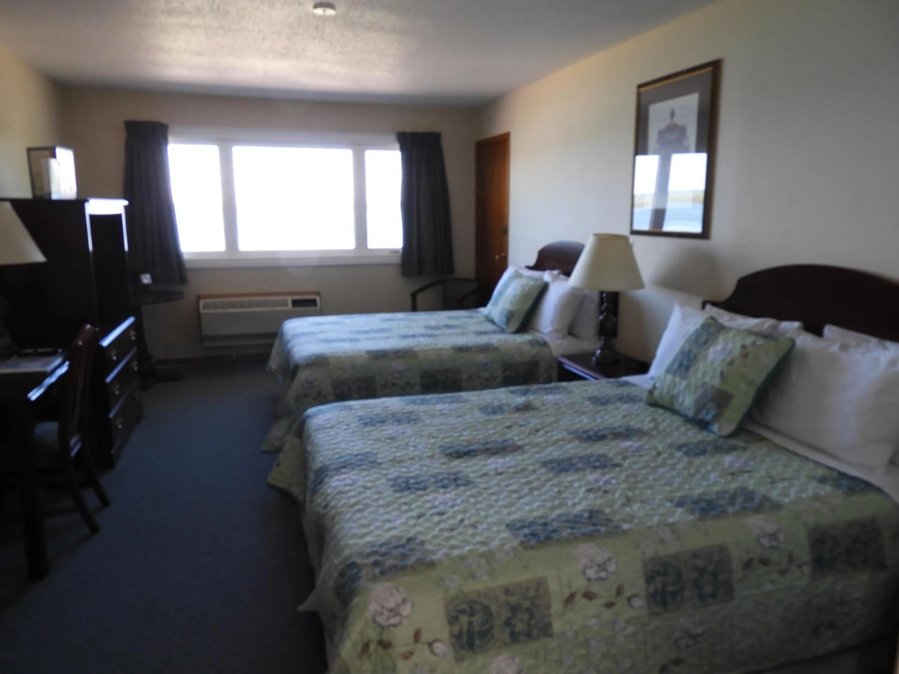 Restaurant/places to eat, Bed in Admiral Digby Inn Restaurant and Cottages