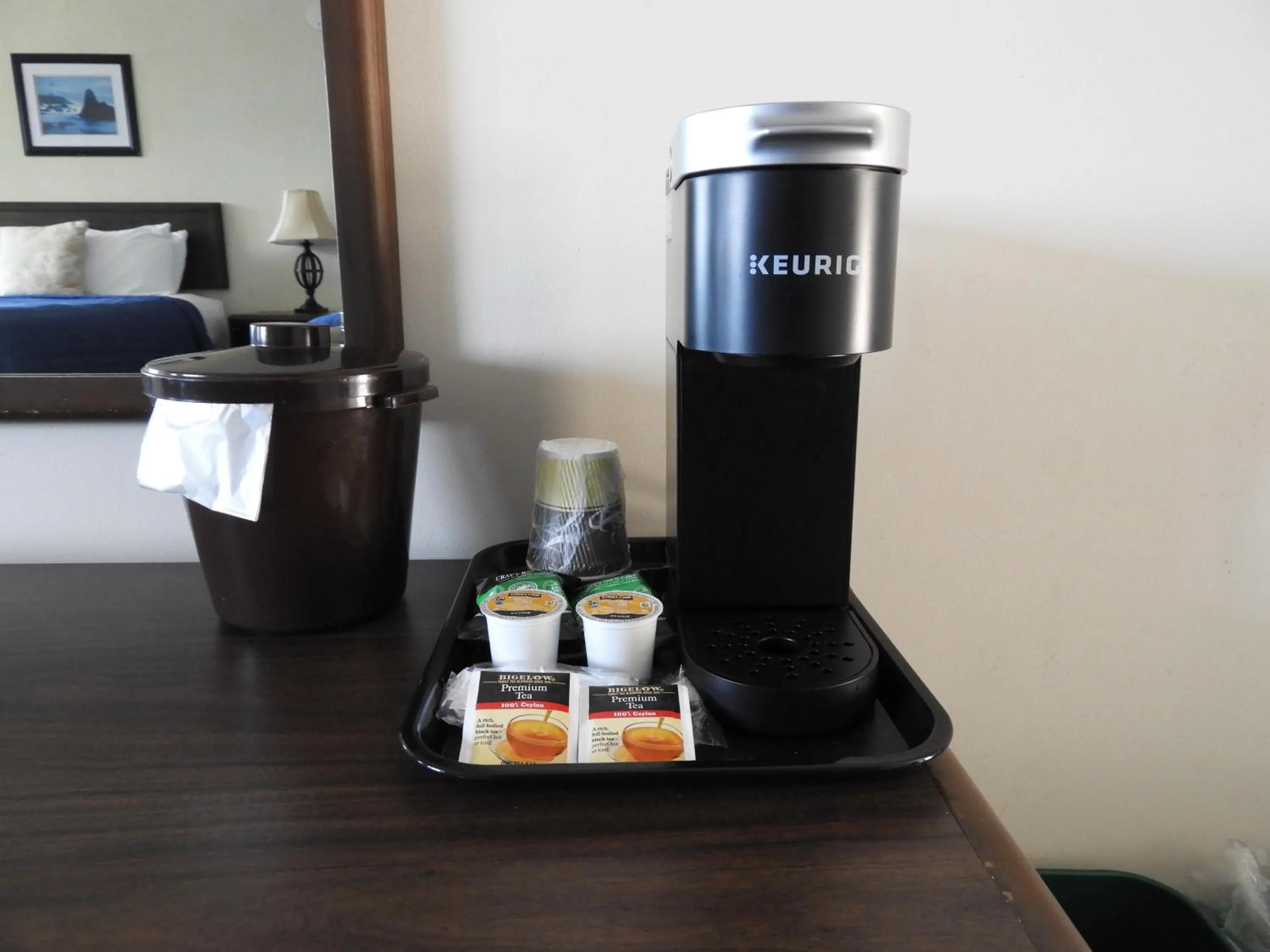 Coffee/tea facilities, Bed in Admiral Digby Inn Restaurant and Cottages