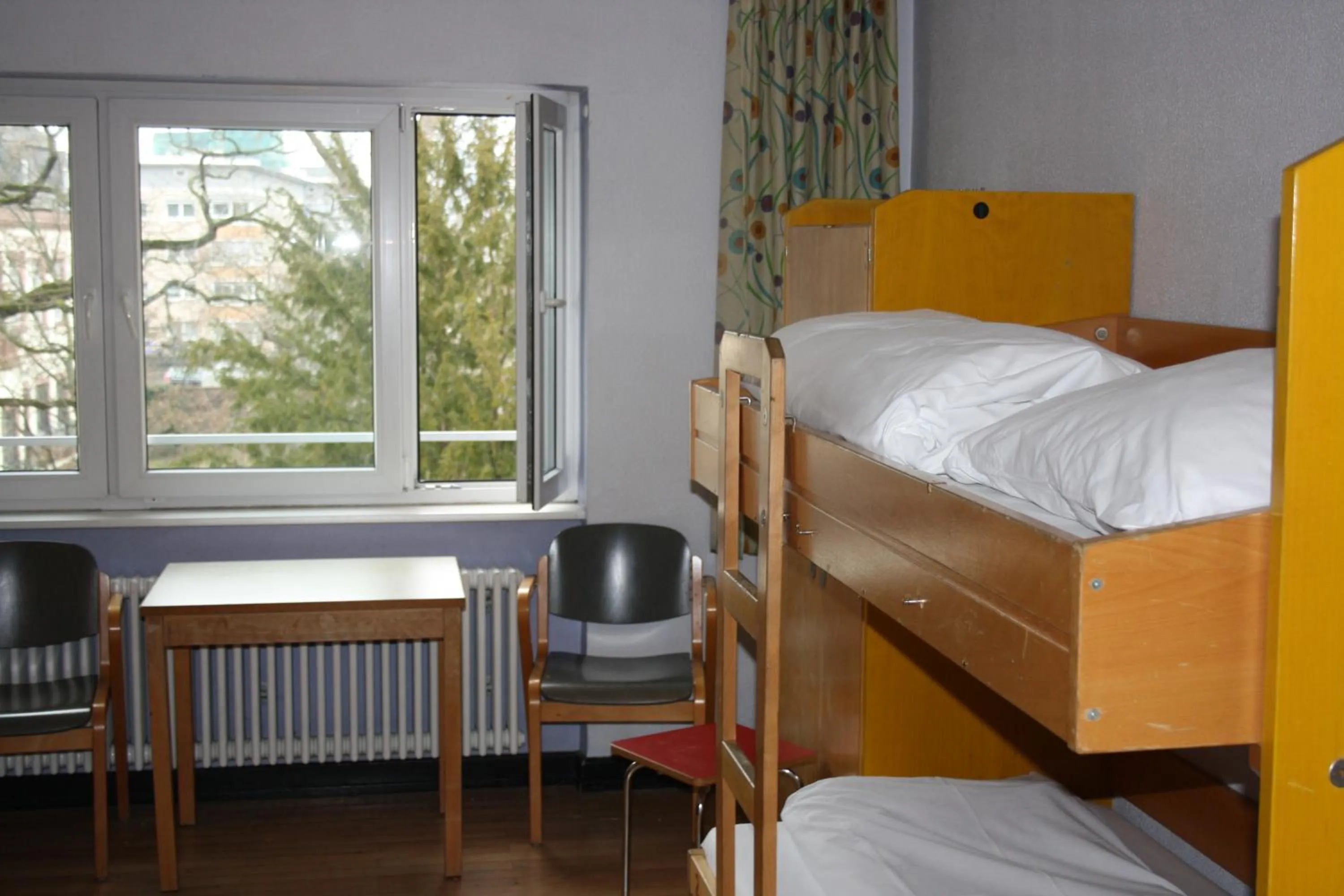 Bed in Jugendherberge Frankfurt - Haus der Jugend