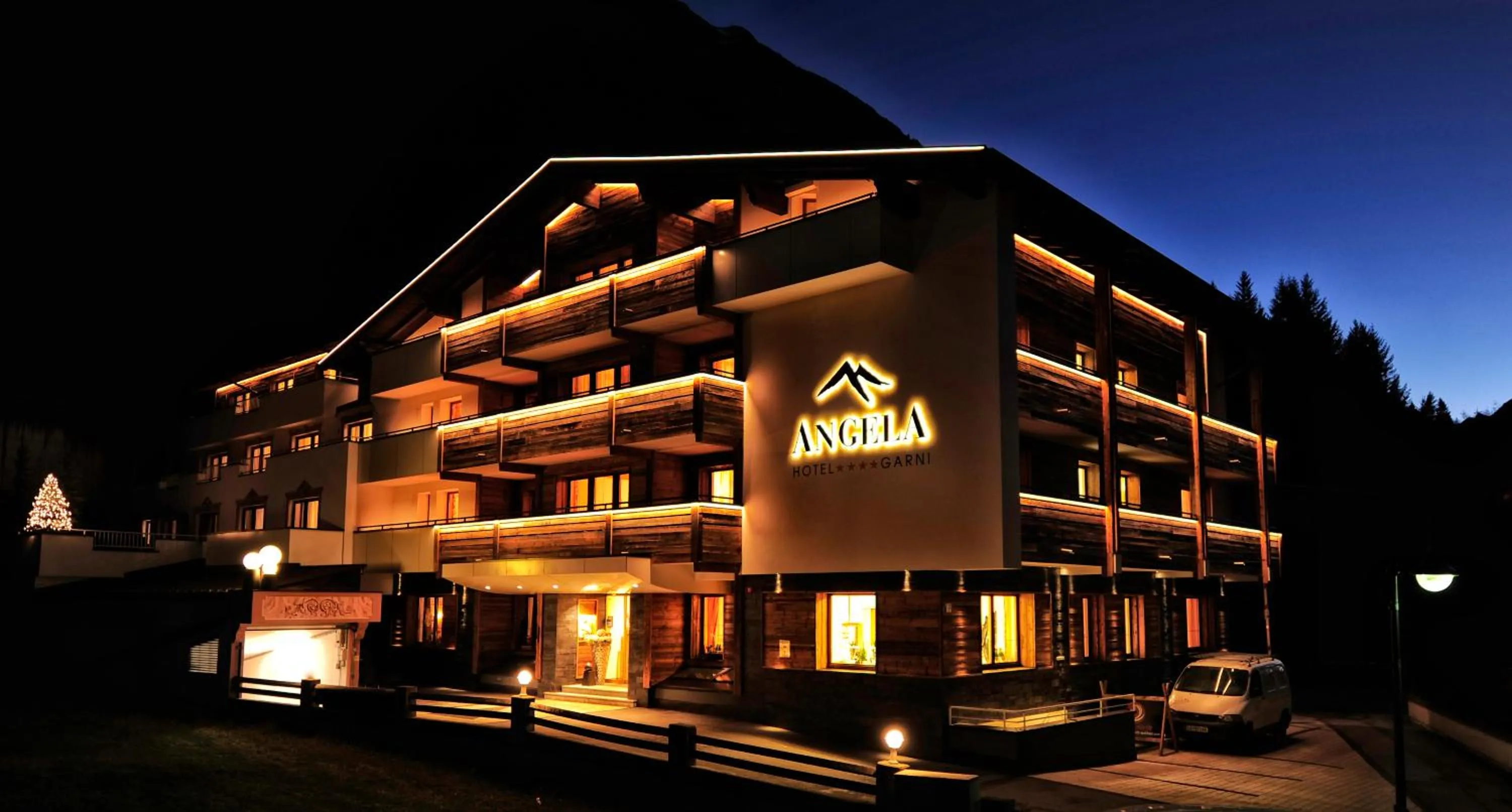 Property building in Hotel Garni Angela