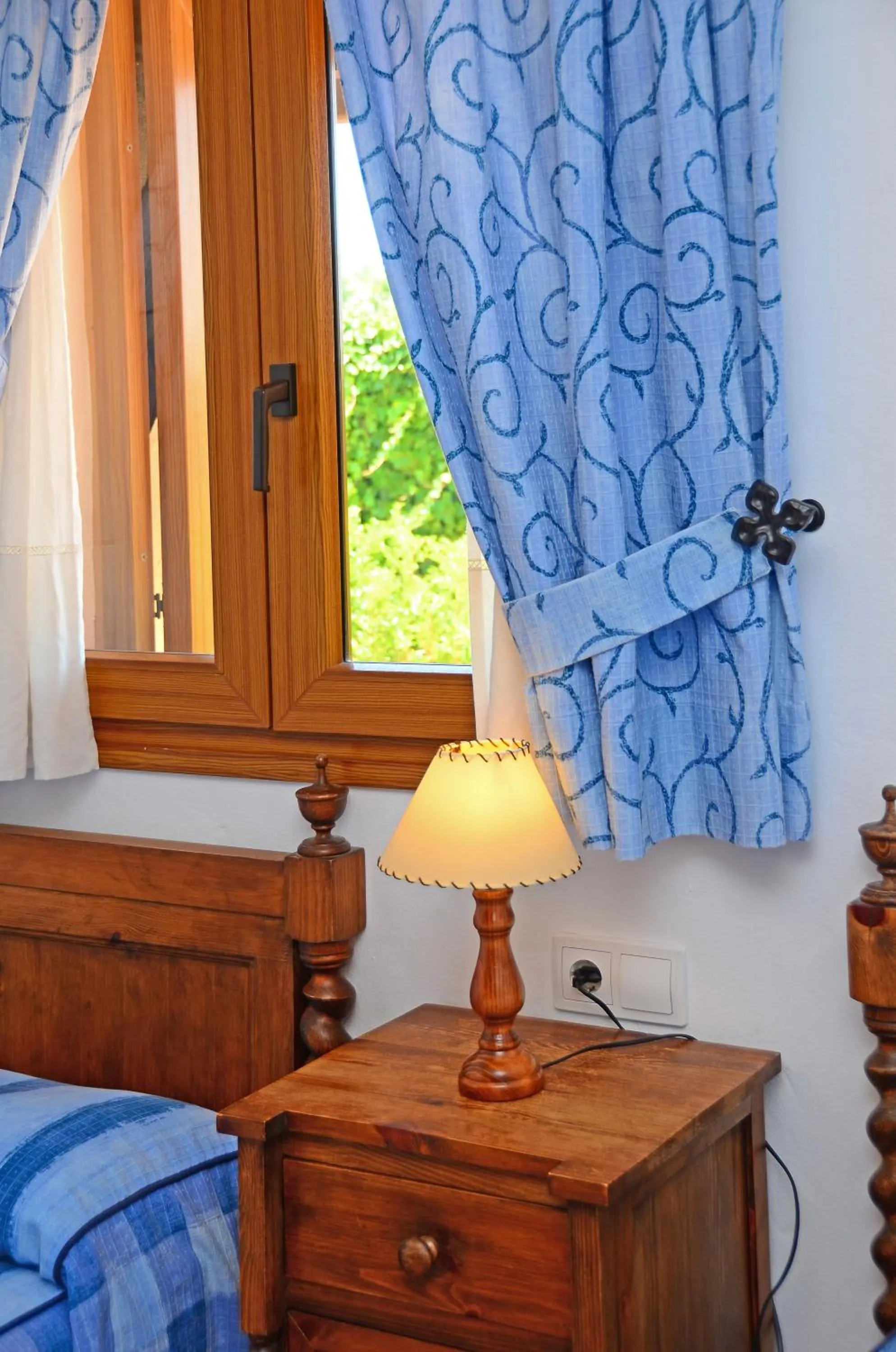 Decorative detail, Bed in Apartamentos Villafaro Conil