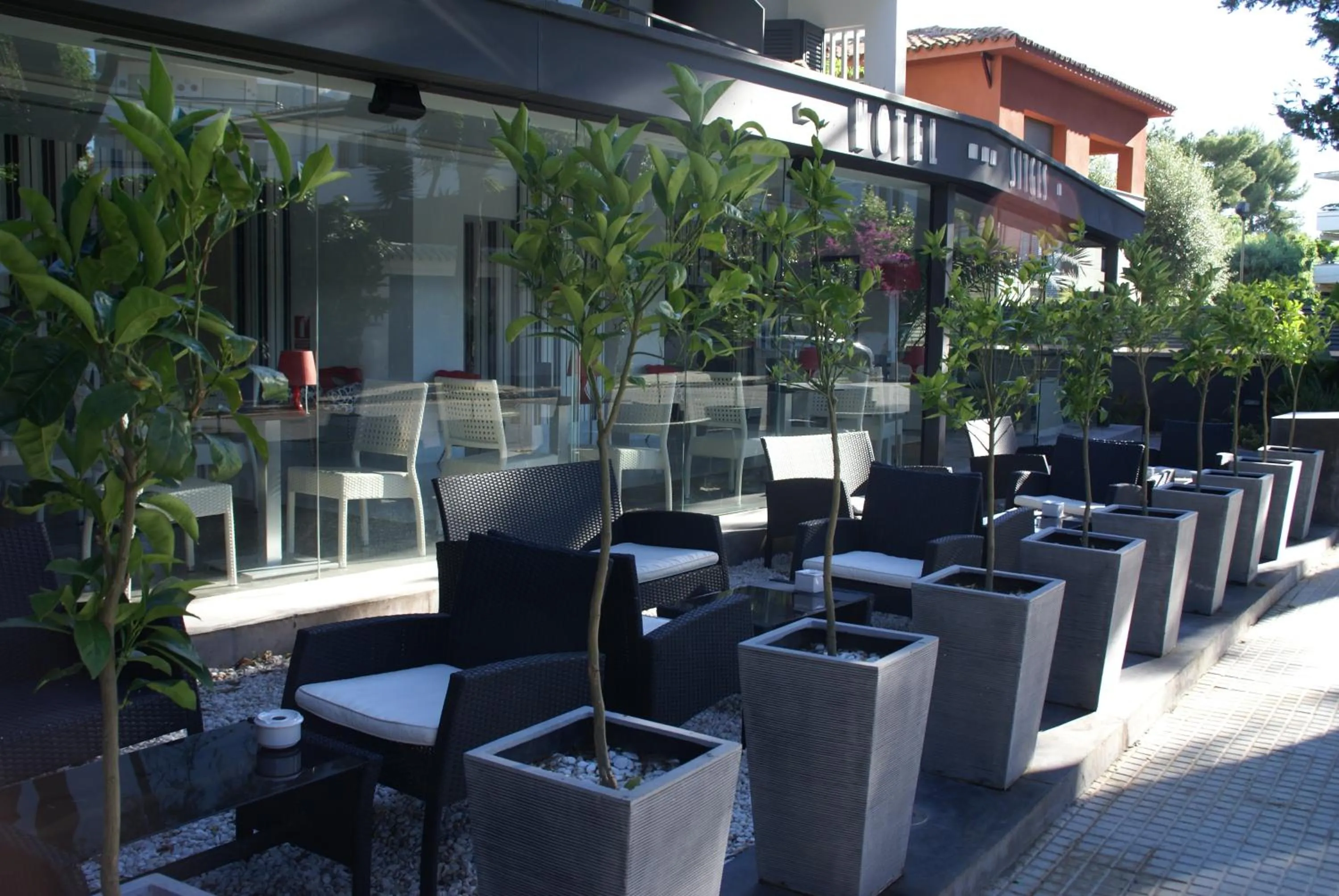 Facade/entrance in Hotel Sitges
