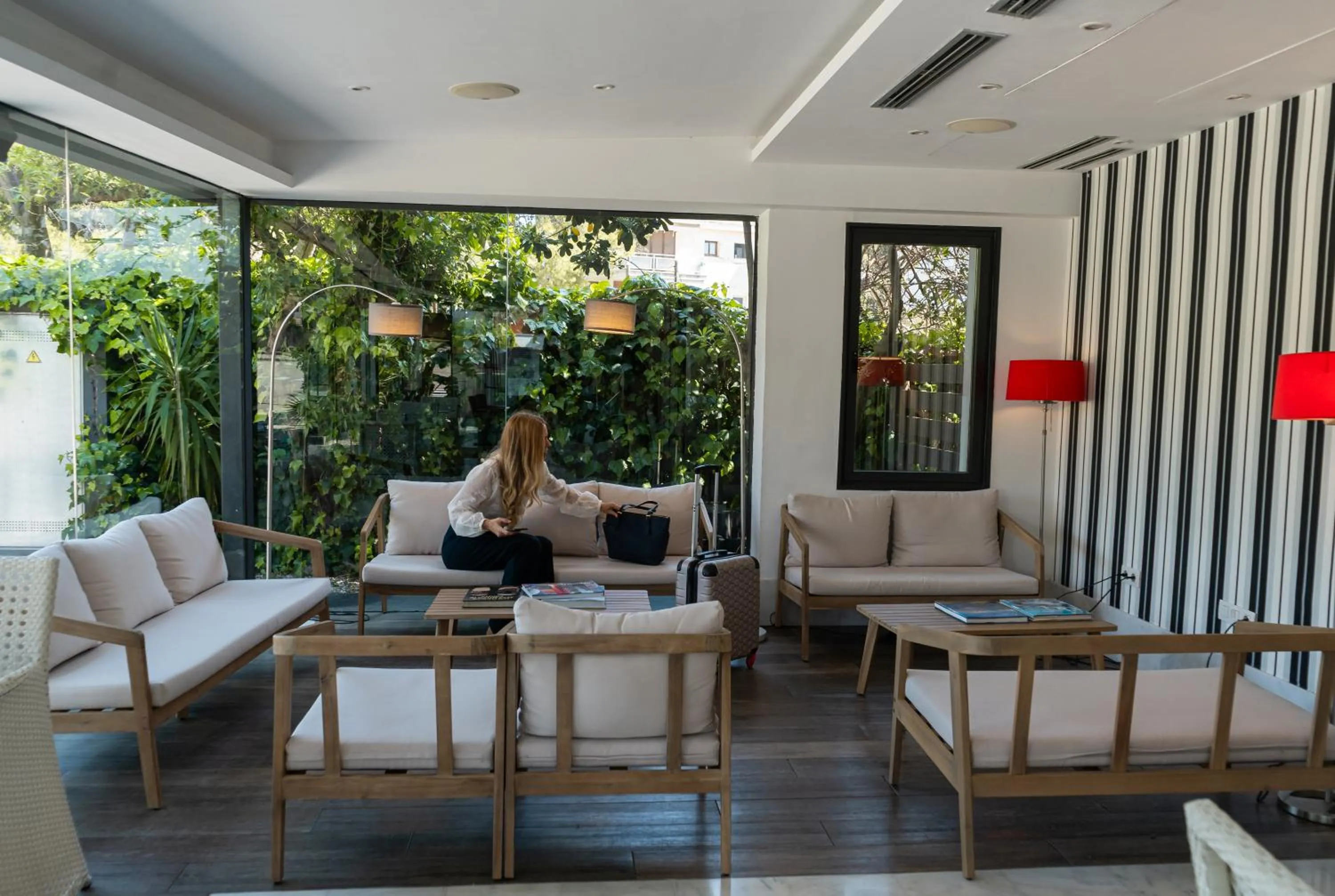 Seating area in Hotel Sitges