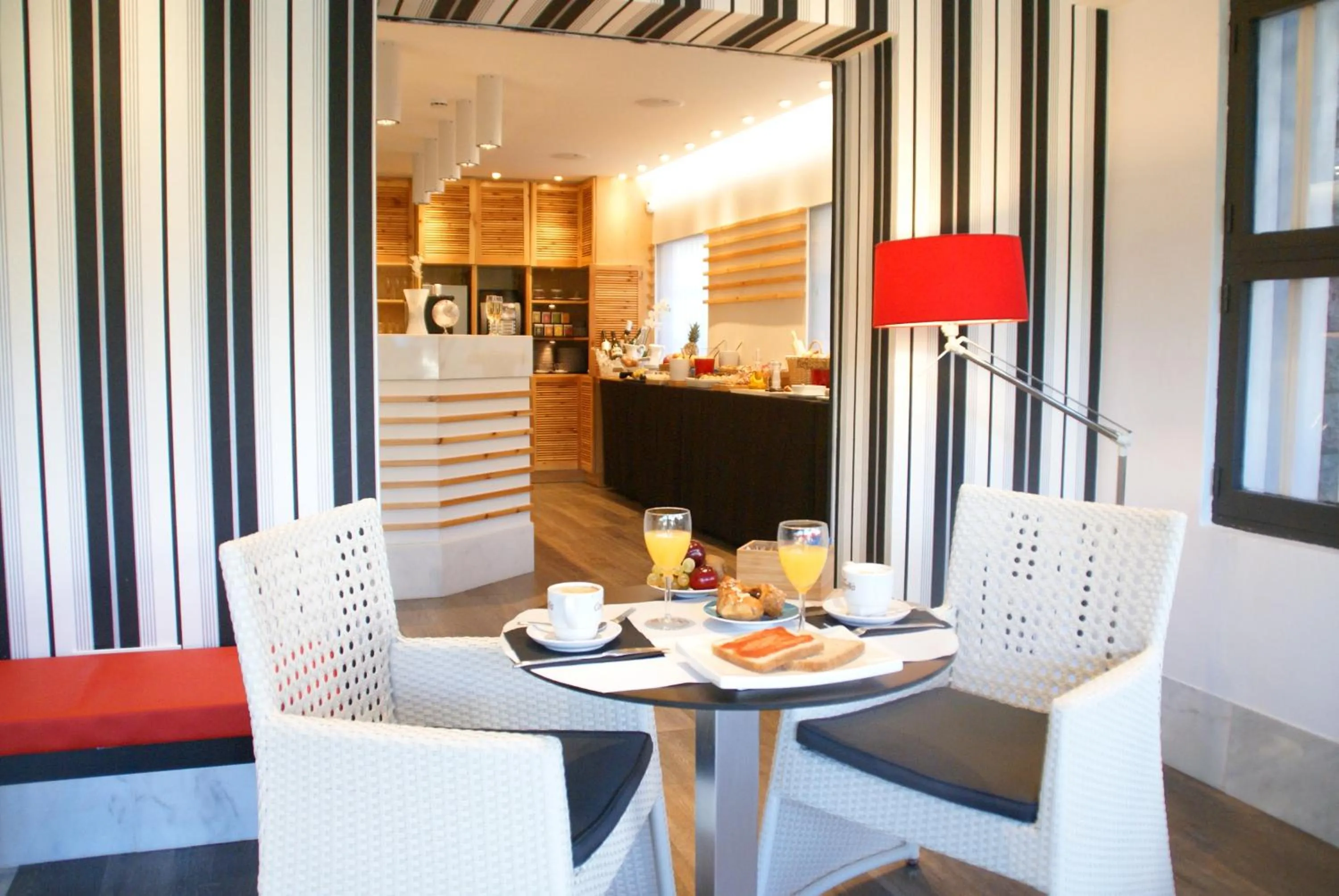 Restaurant/places to eat in Hotel Sitges