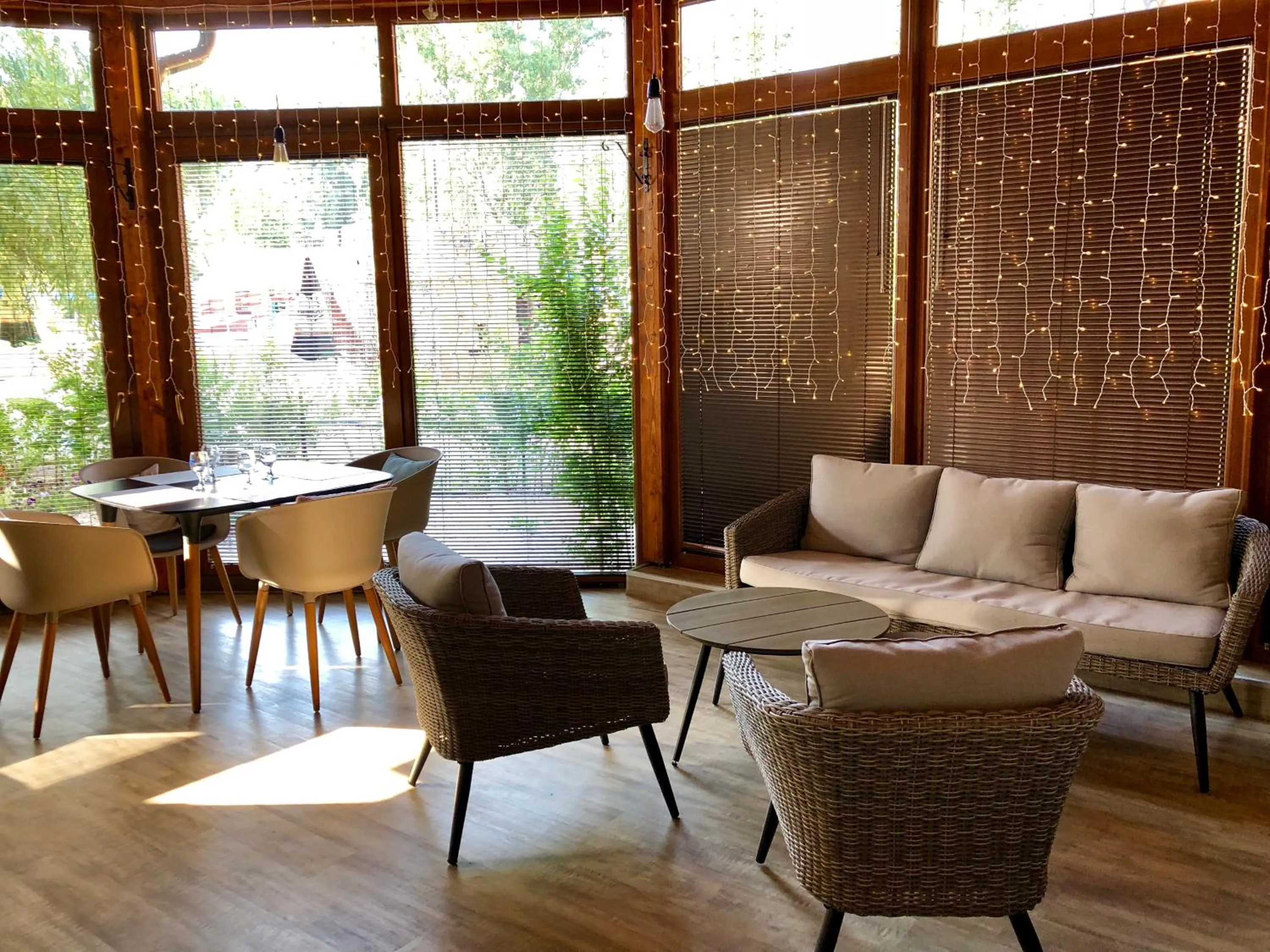 Lounge or bar in Session Hotel Ráckeve