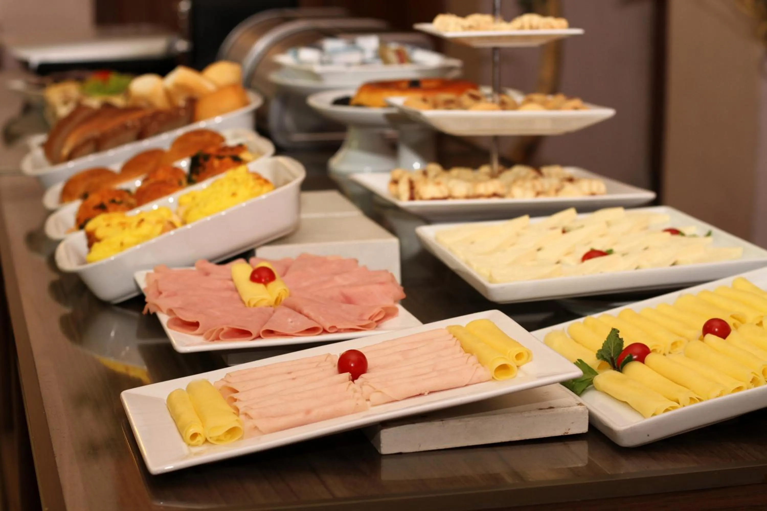 Breakfast in Palace Hotel Campos dos Goytacazes