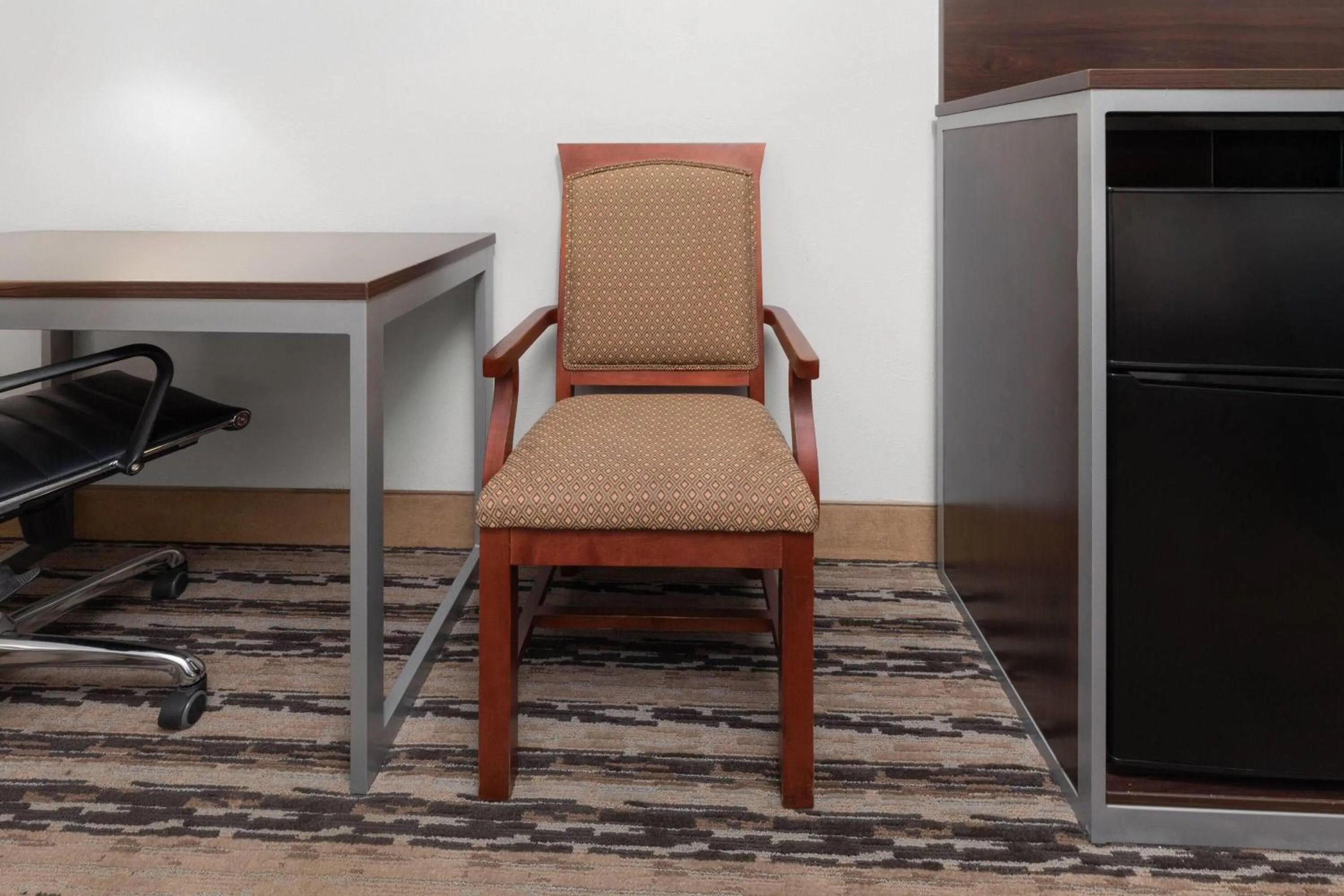 Photo of the whole room in Endeavor Inn & Suites, Trademark Collection by Wyndham