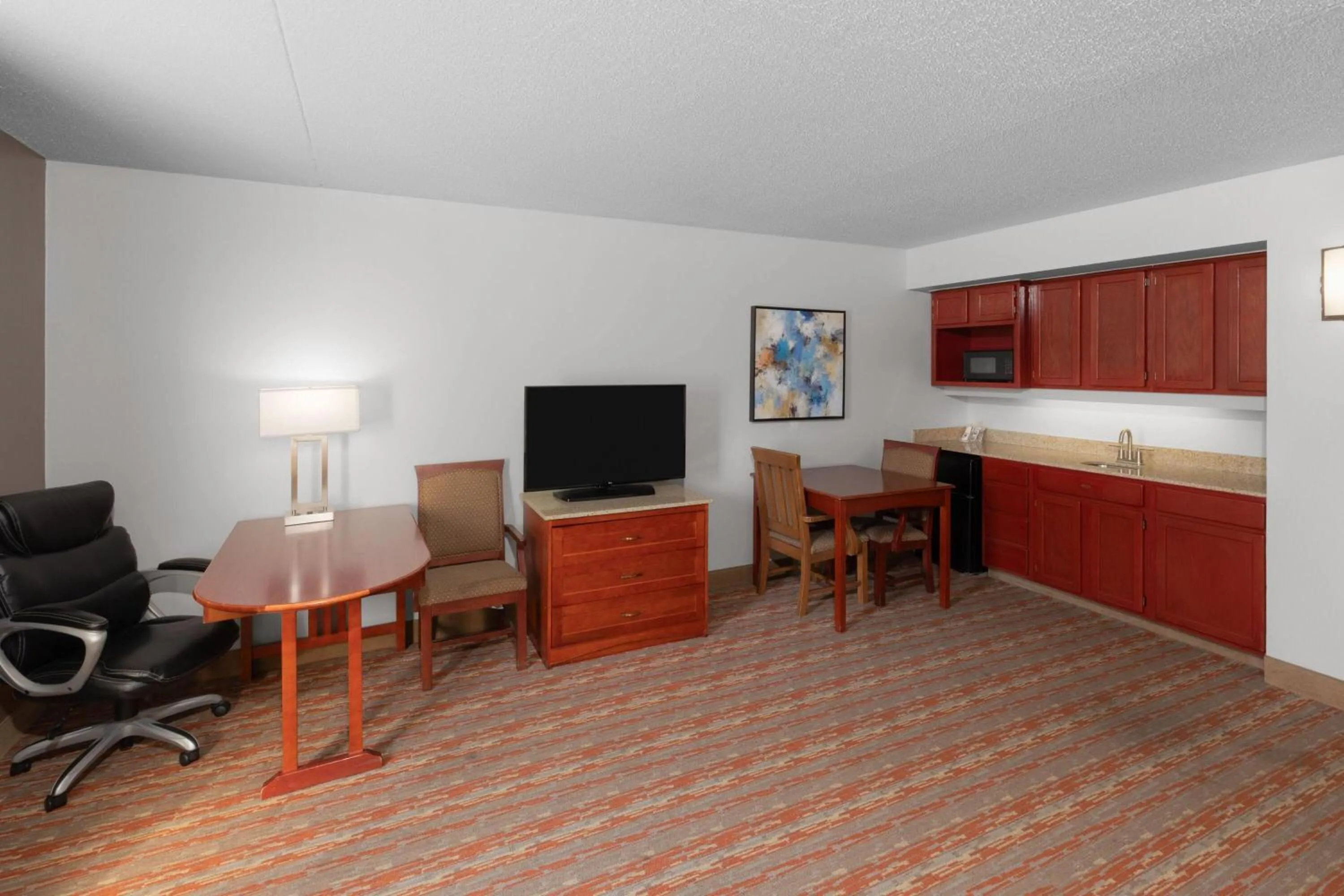 Photo of the whole room in Endeavor Inn & Suites, Trademark Collection by Wyndham
