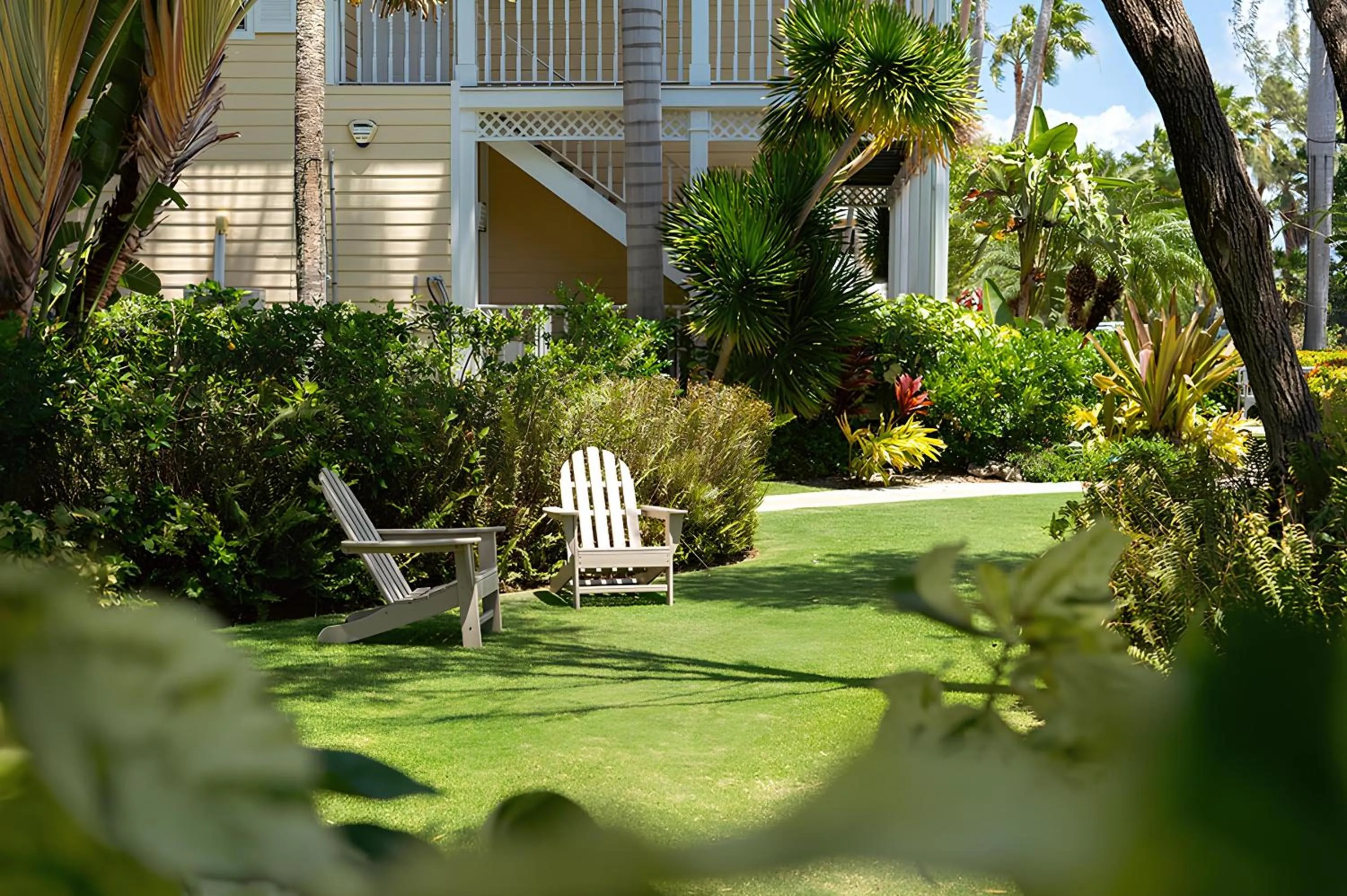 Property building in Sunshine Suites Resort
