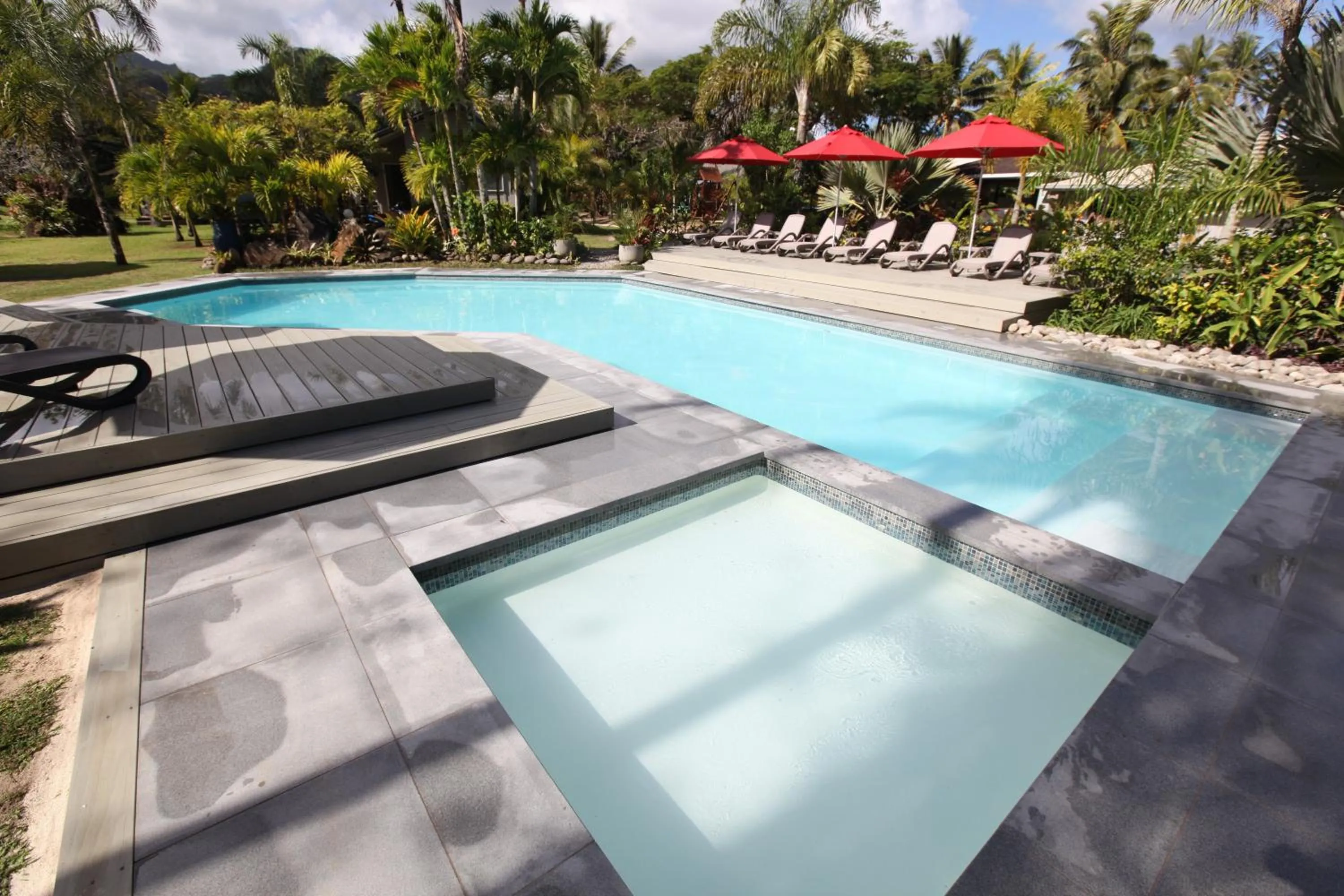 Swimming pool in Lagoon Breeze Villas
