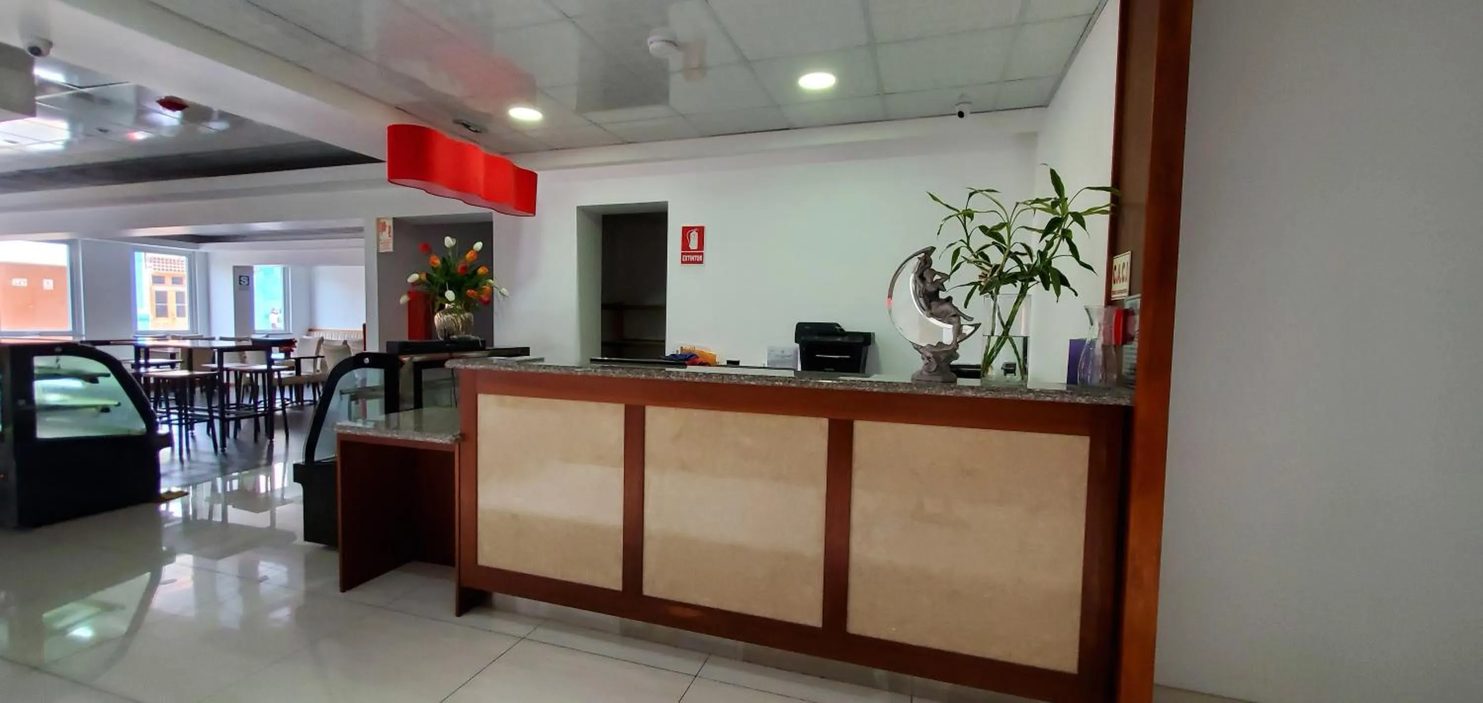 Lobby or reception in La Luna Inn