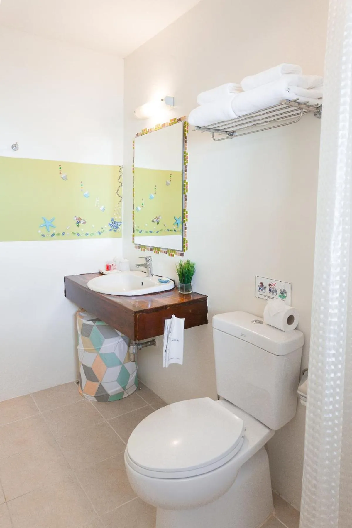 Shower in Palm Coco Mantra