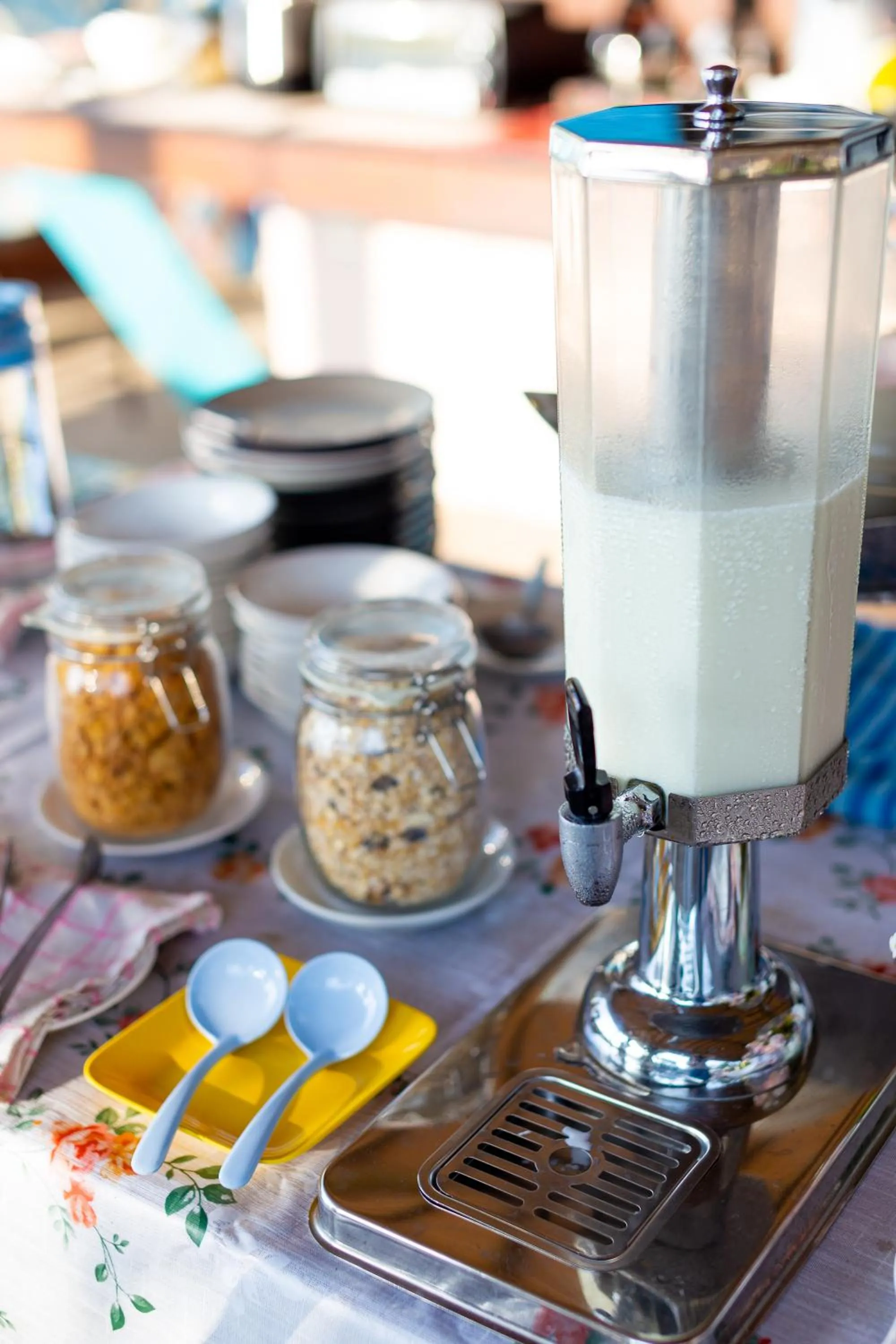 Restaurant/places to eat in Palm Coco Mantra