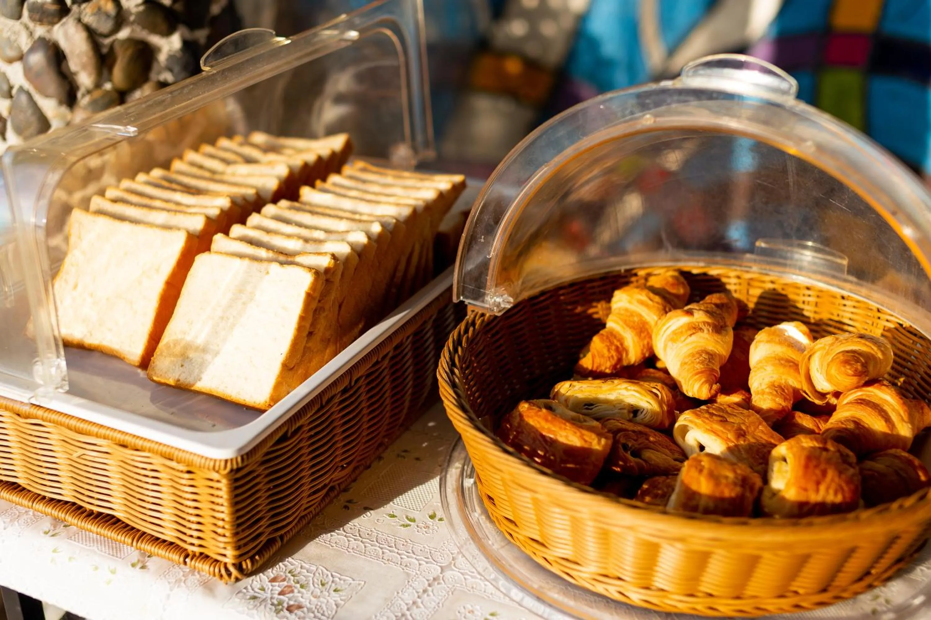 Restaurant/places to eat in Palm Coco Mantra