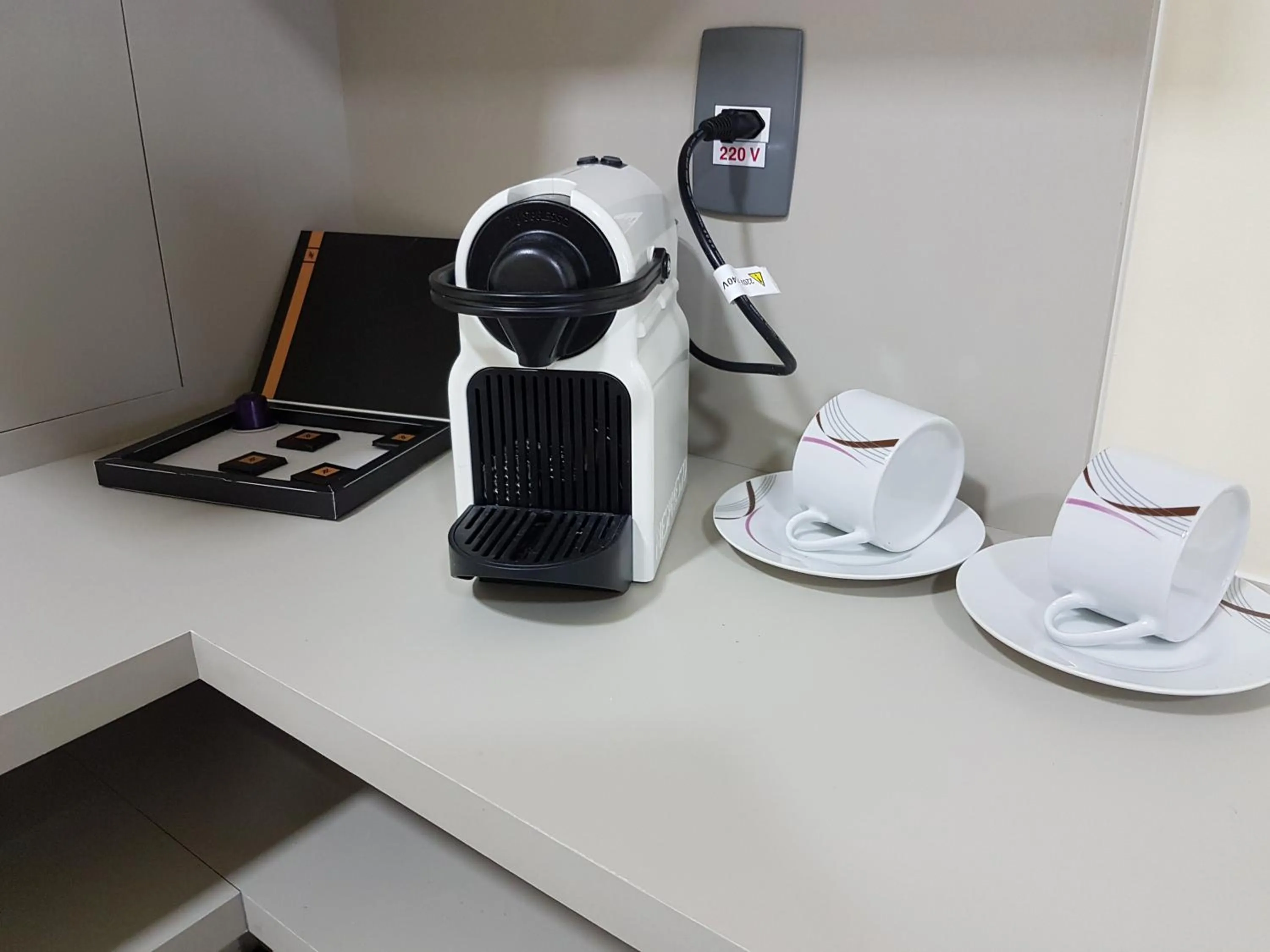 Coffee/tea facilities in Aparthotel BSB Flats