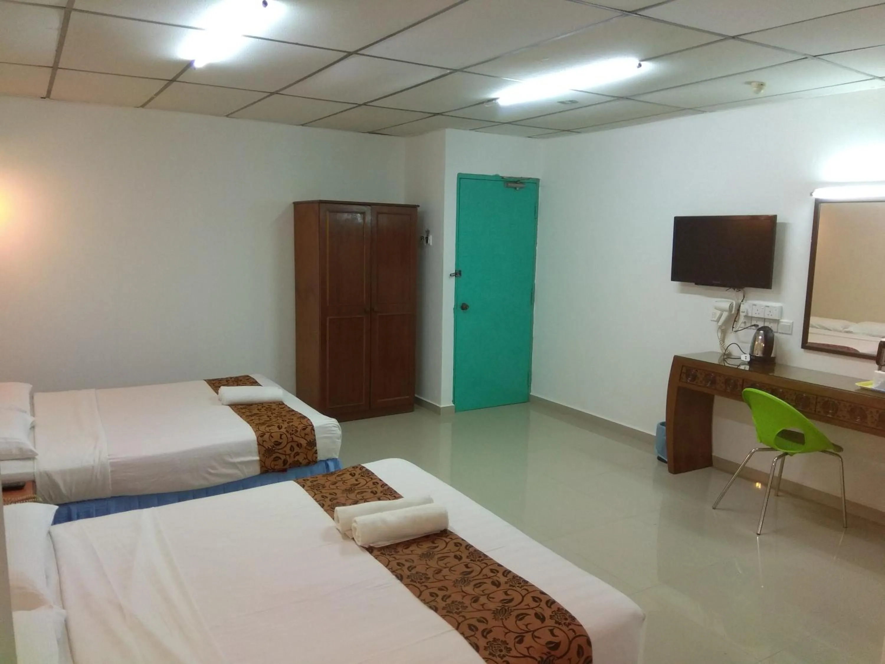 Bed in Hotel K T Mutiara