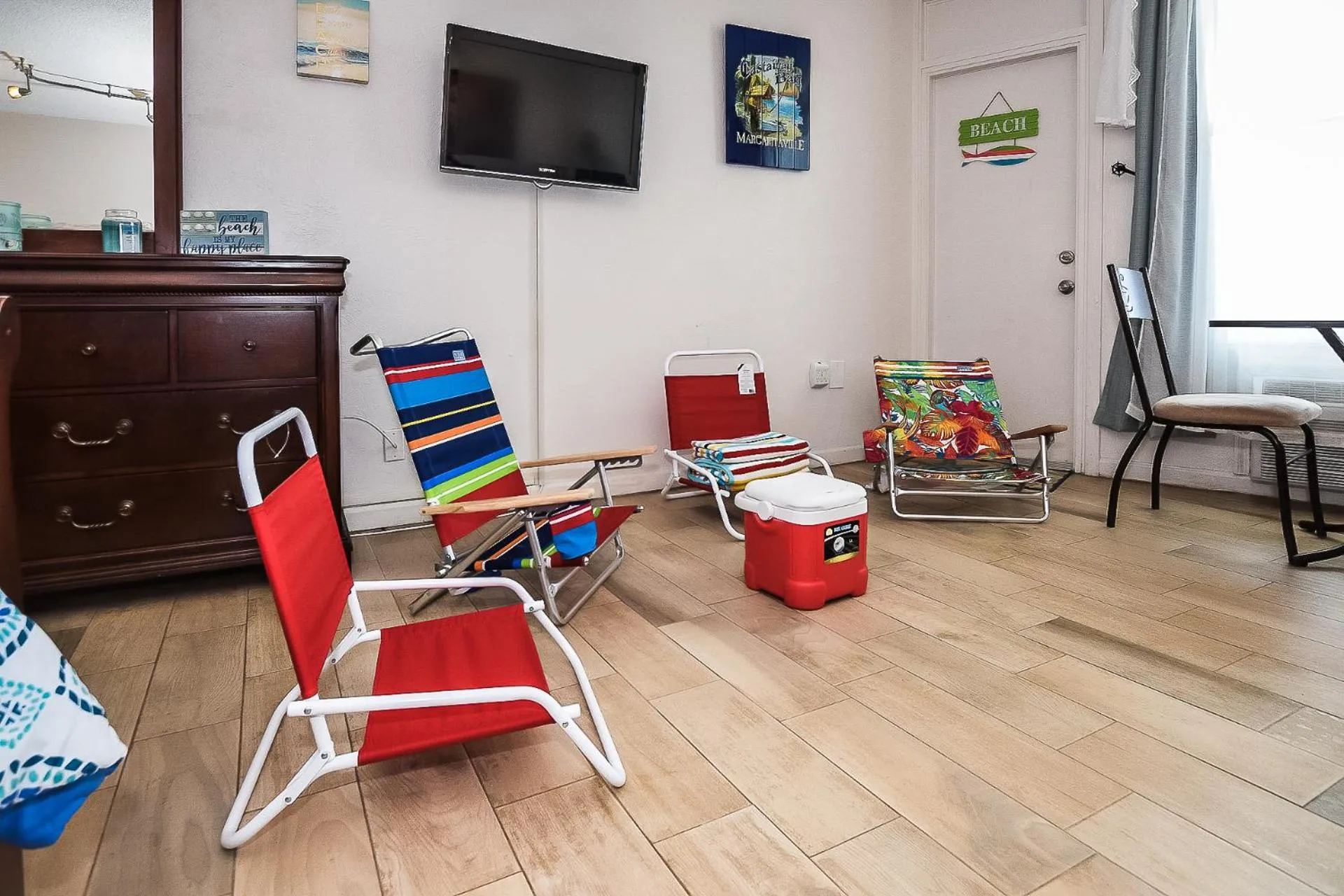 TV and multimedia in Daytona Beach studio condo with beautiful Ocean view