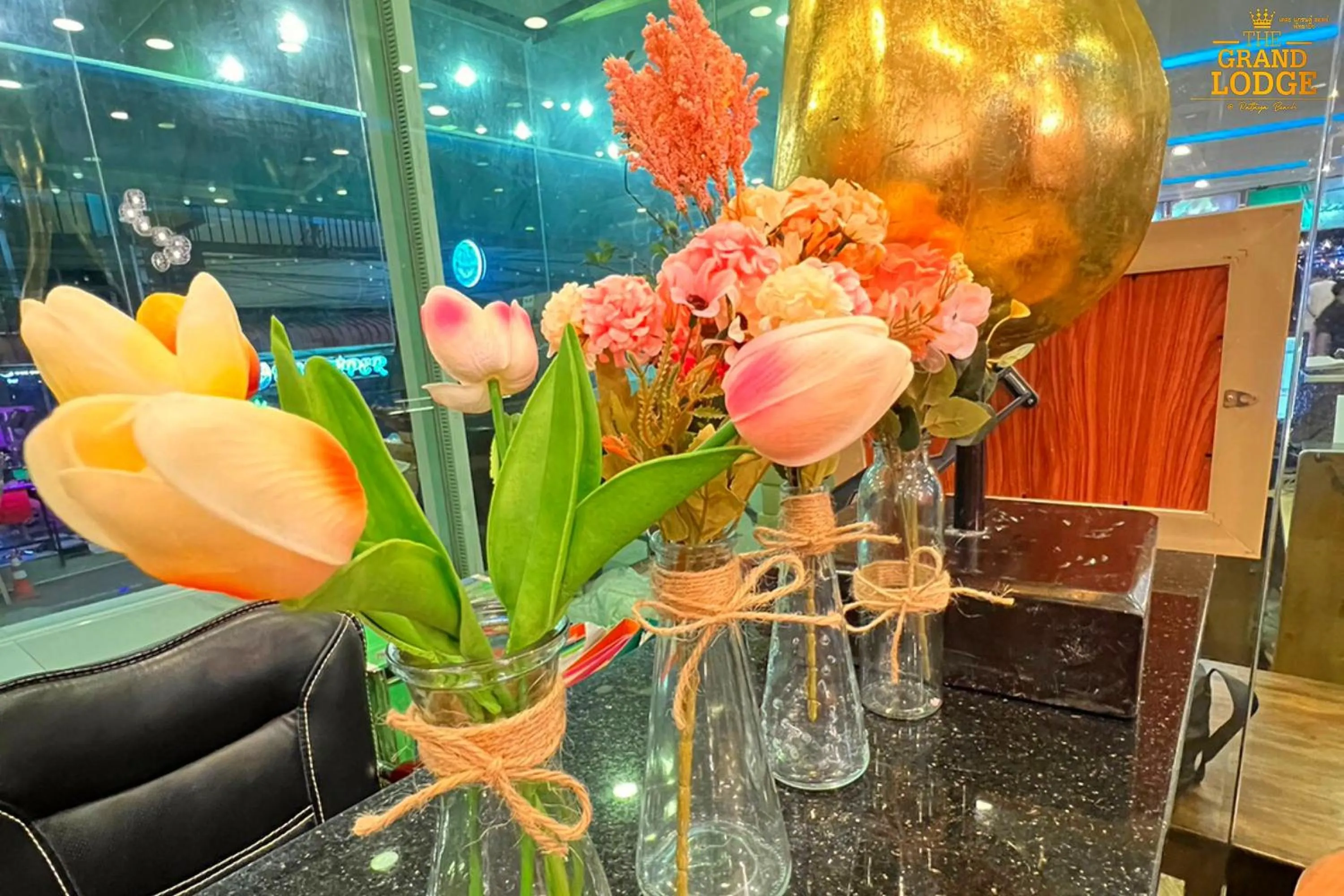 Decorative detail in The Grand Lodge Pattaya