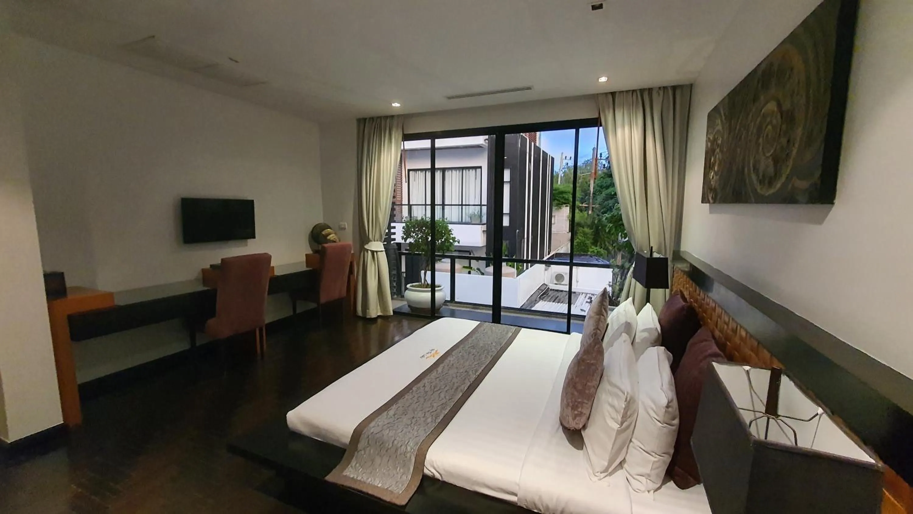 Bed in By The Lake Villas