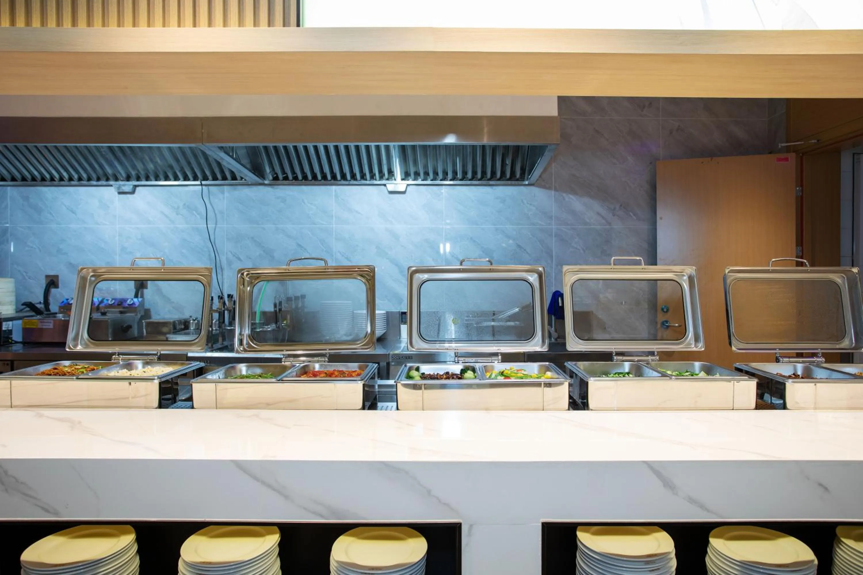 Restaurant/places to eat in VX Hotel Shanghai Yixian Road Dabaishu