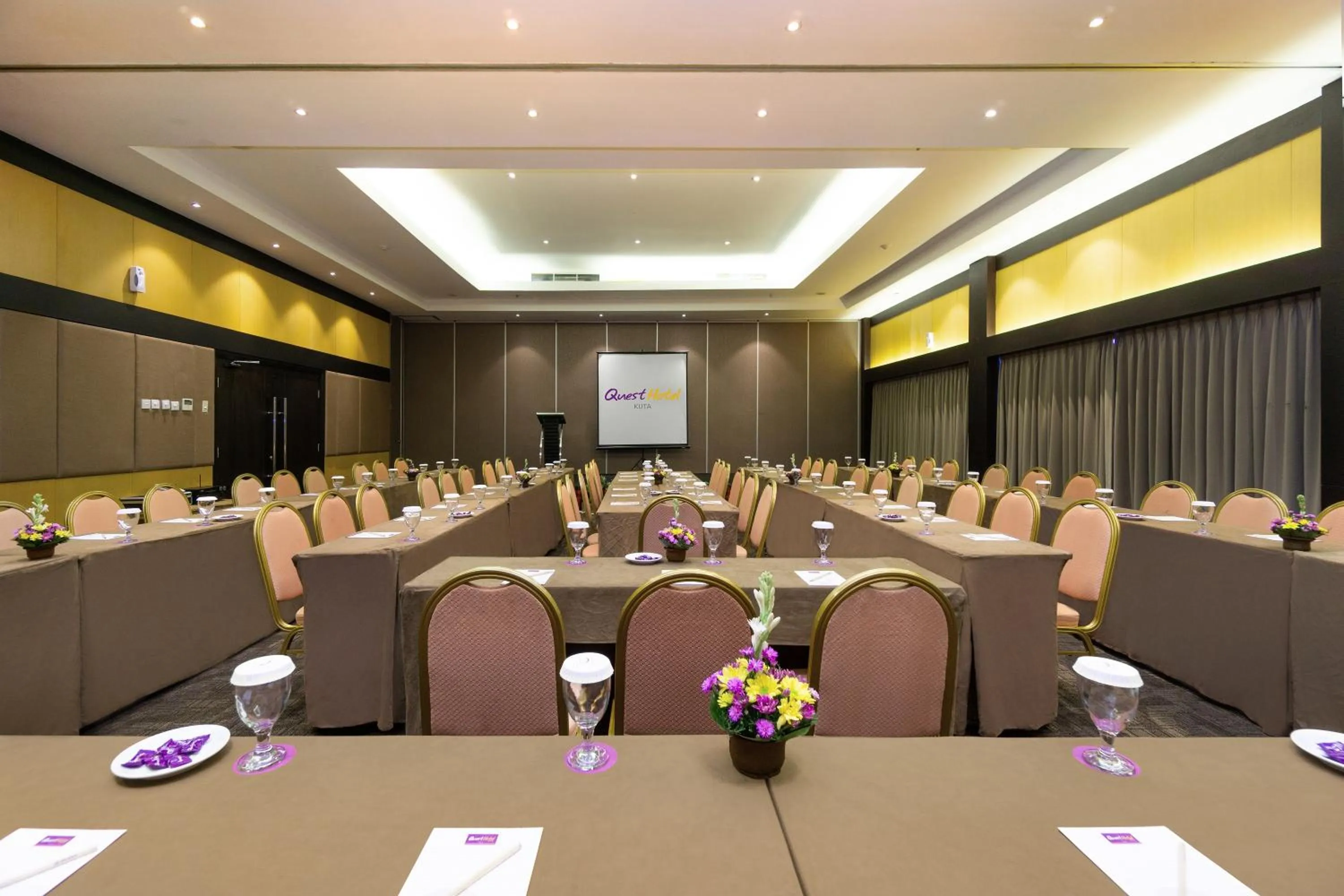 Quest Hotel Kuta by ASTON