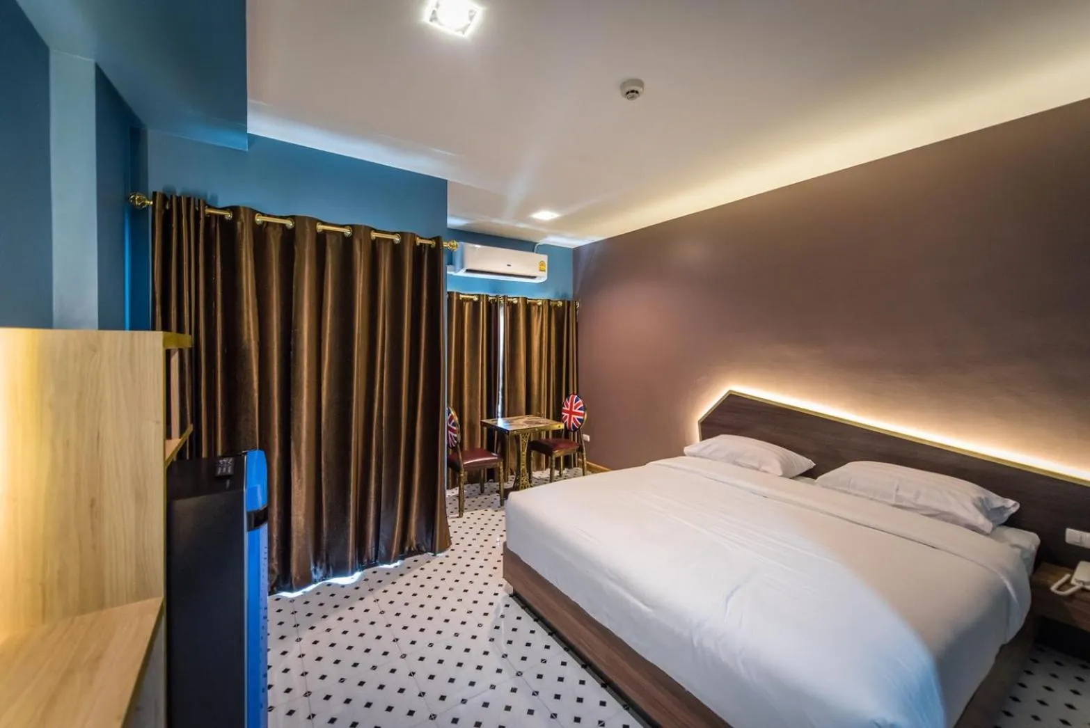 Bed in The Feeling Hotel