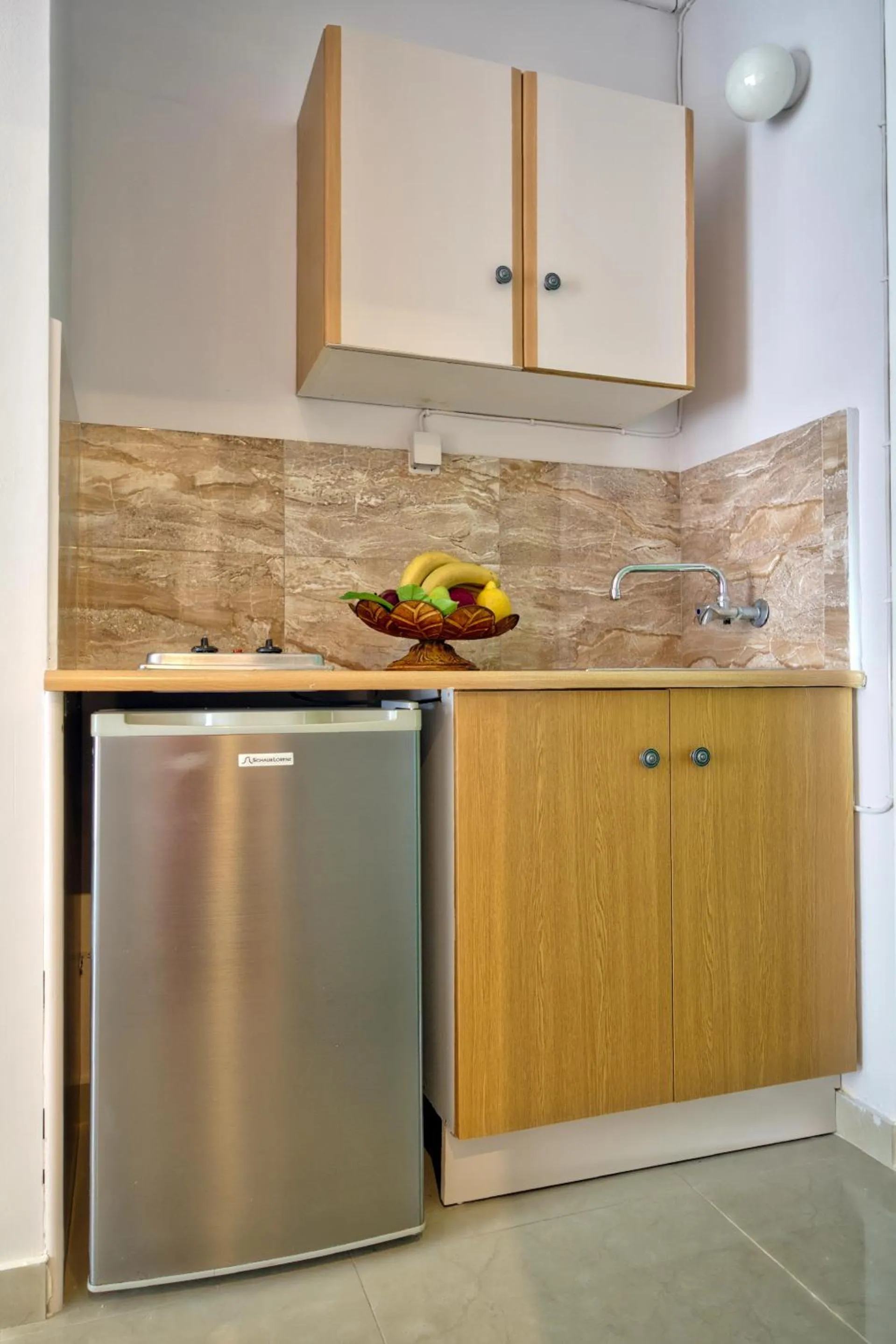 Kitchen or kitchenette in Two Brothers Studios & Apts