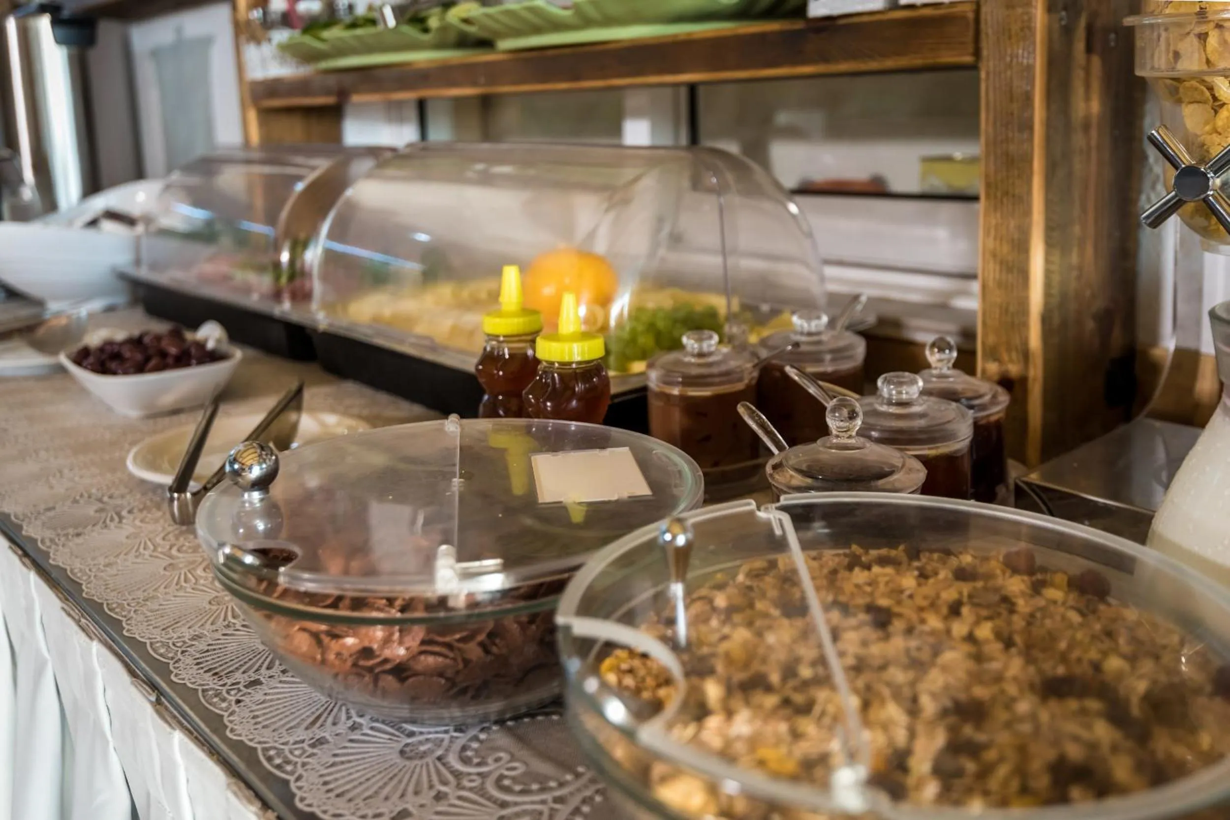 Buffet breakfast in Sunny Days