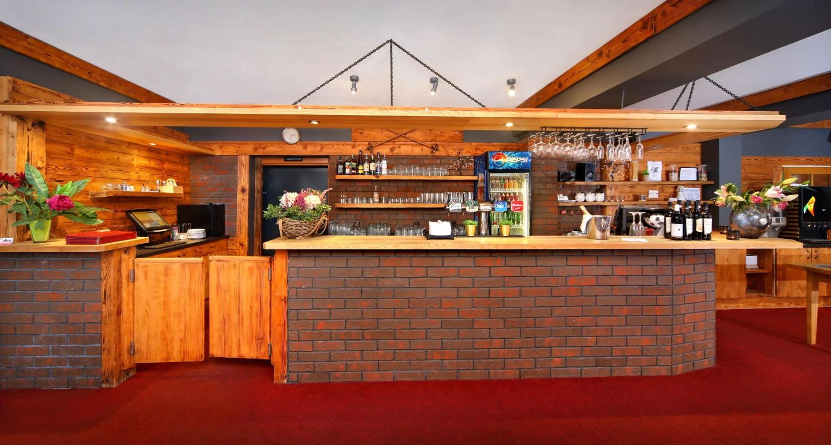 Restaurant/places to eat in Hotel Hradec