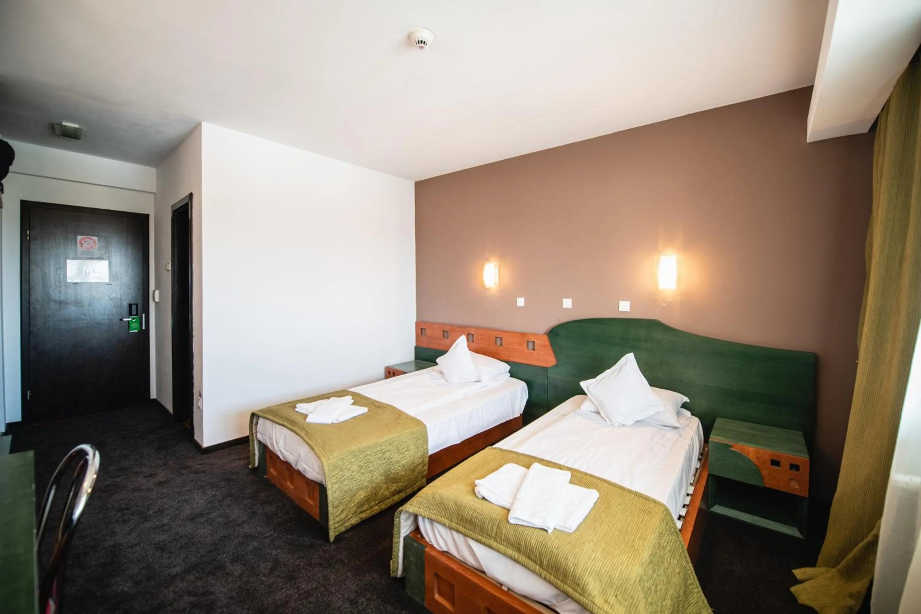 Photo of the whole room, Bed in Hotel Park Sfantu Gheorghe