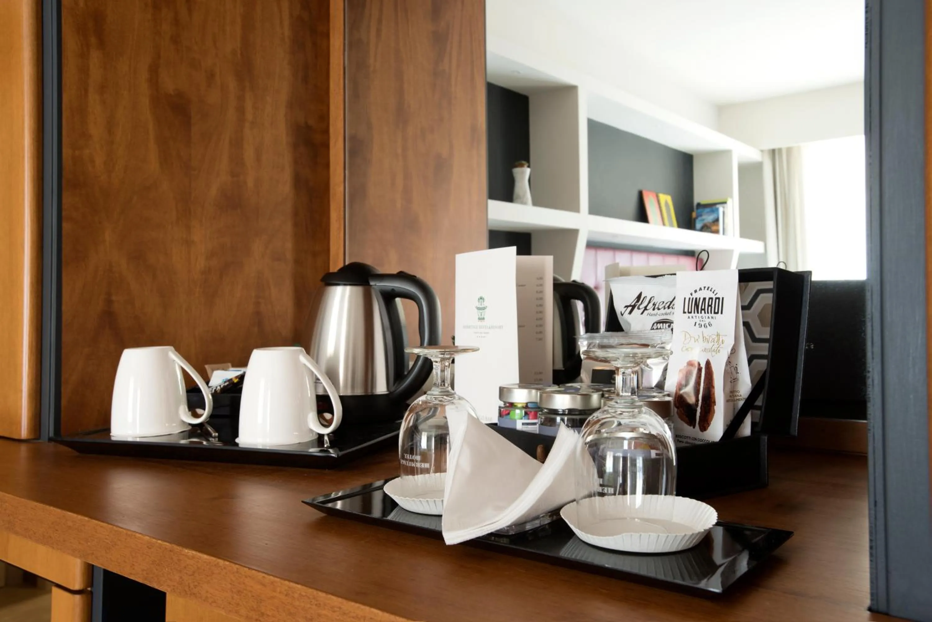 Coffee/tea facilities in Hotel Hermitage