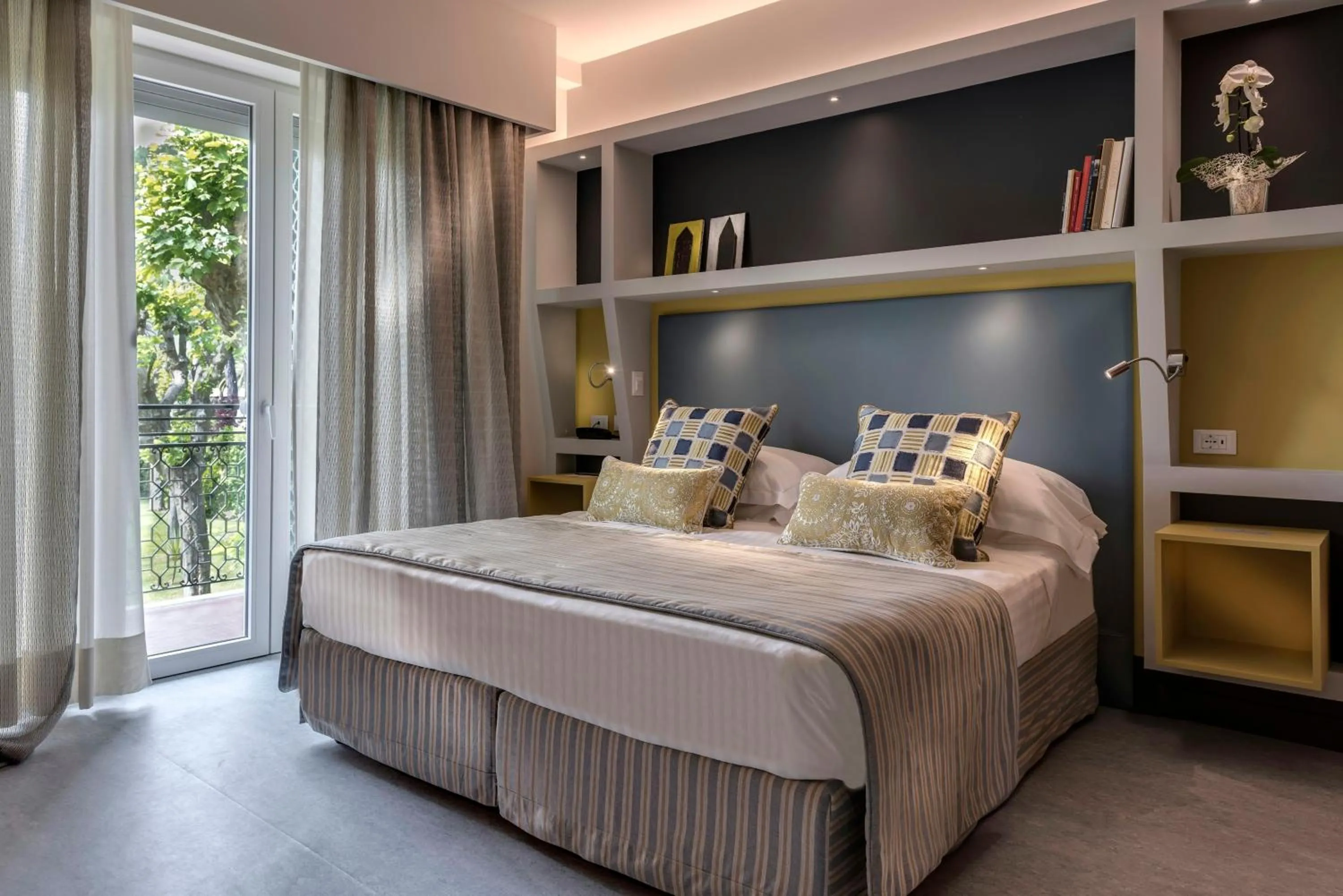 Photo of the whole room, Bed in Hermitage Hotel & Resort Forte dei Marmi - Starhotels Collezione