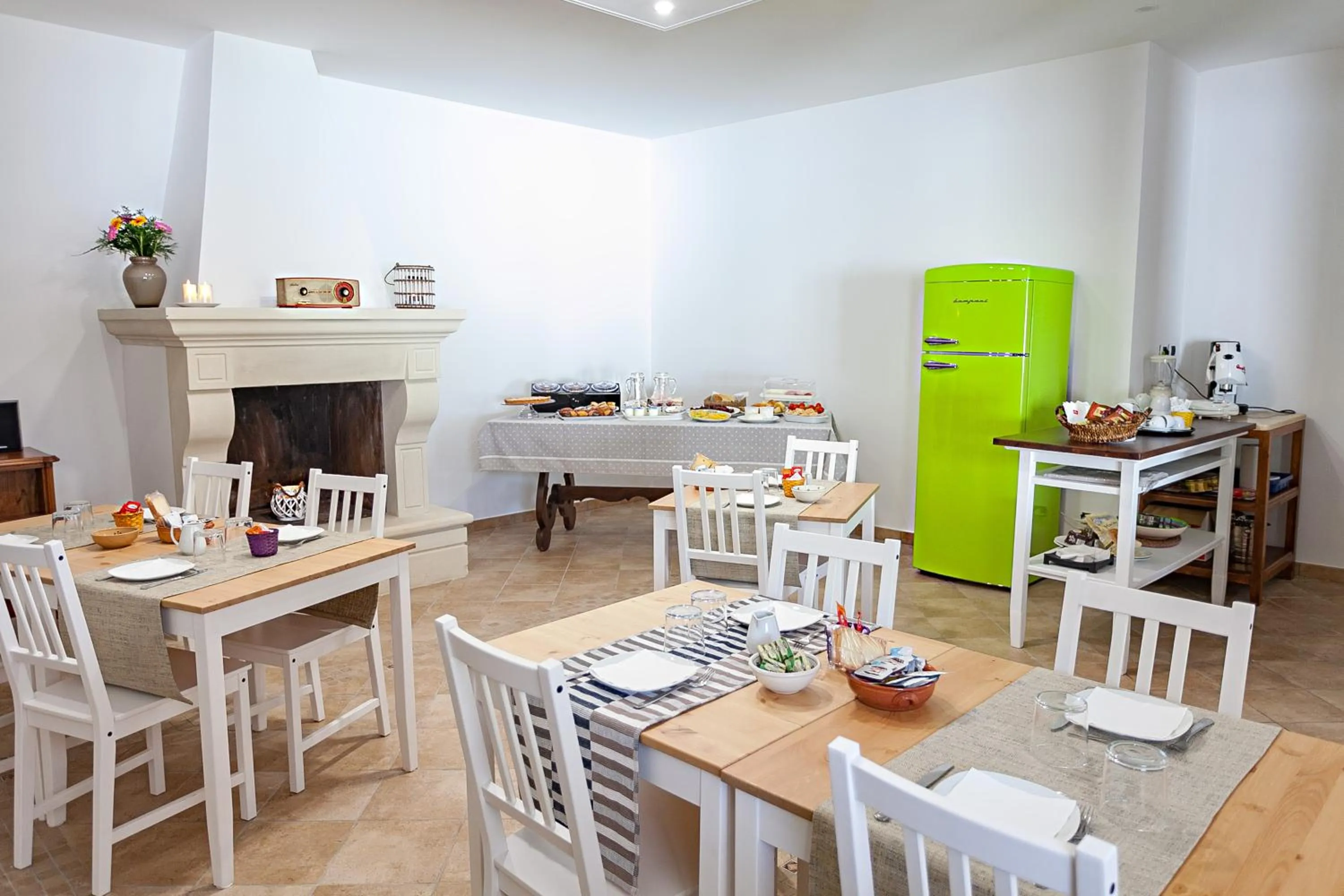 Dining area in Il Giardino di Jo