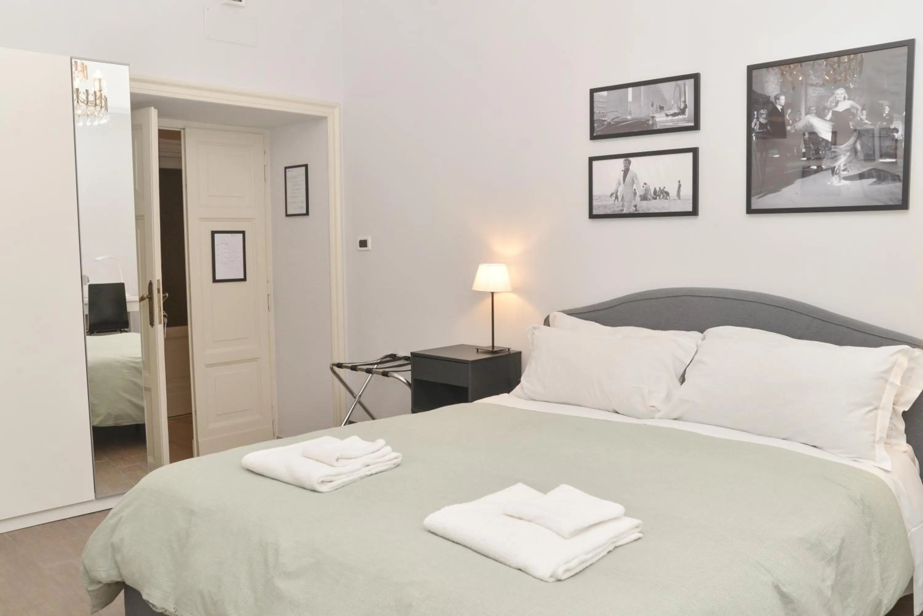 Bed in Colazione Al Vaticano Guest House