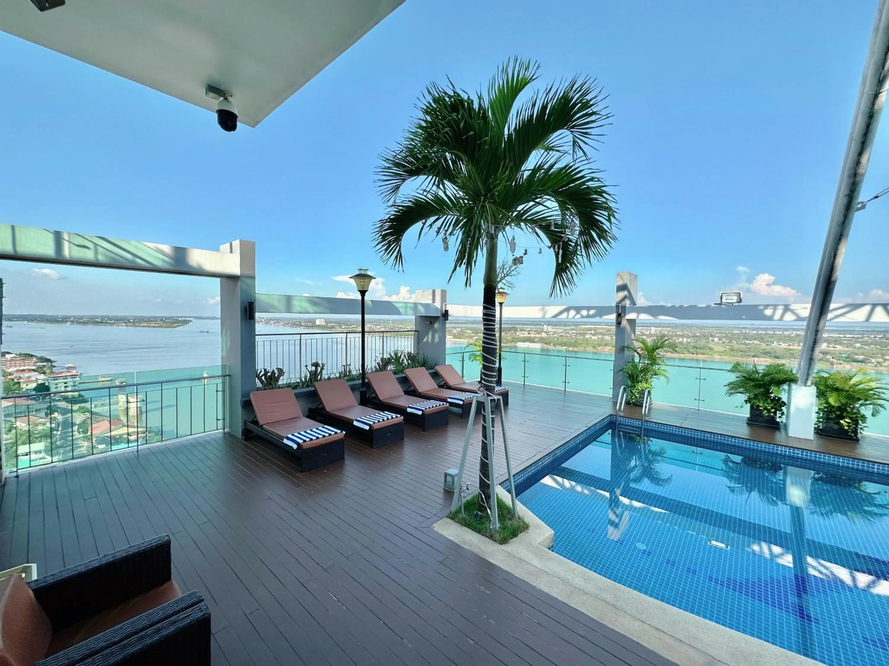 Pool view in Infinity 28 Hotel and Residence