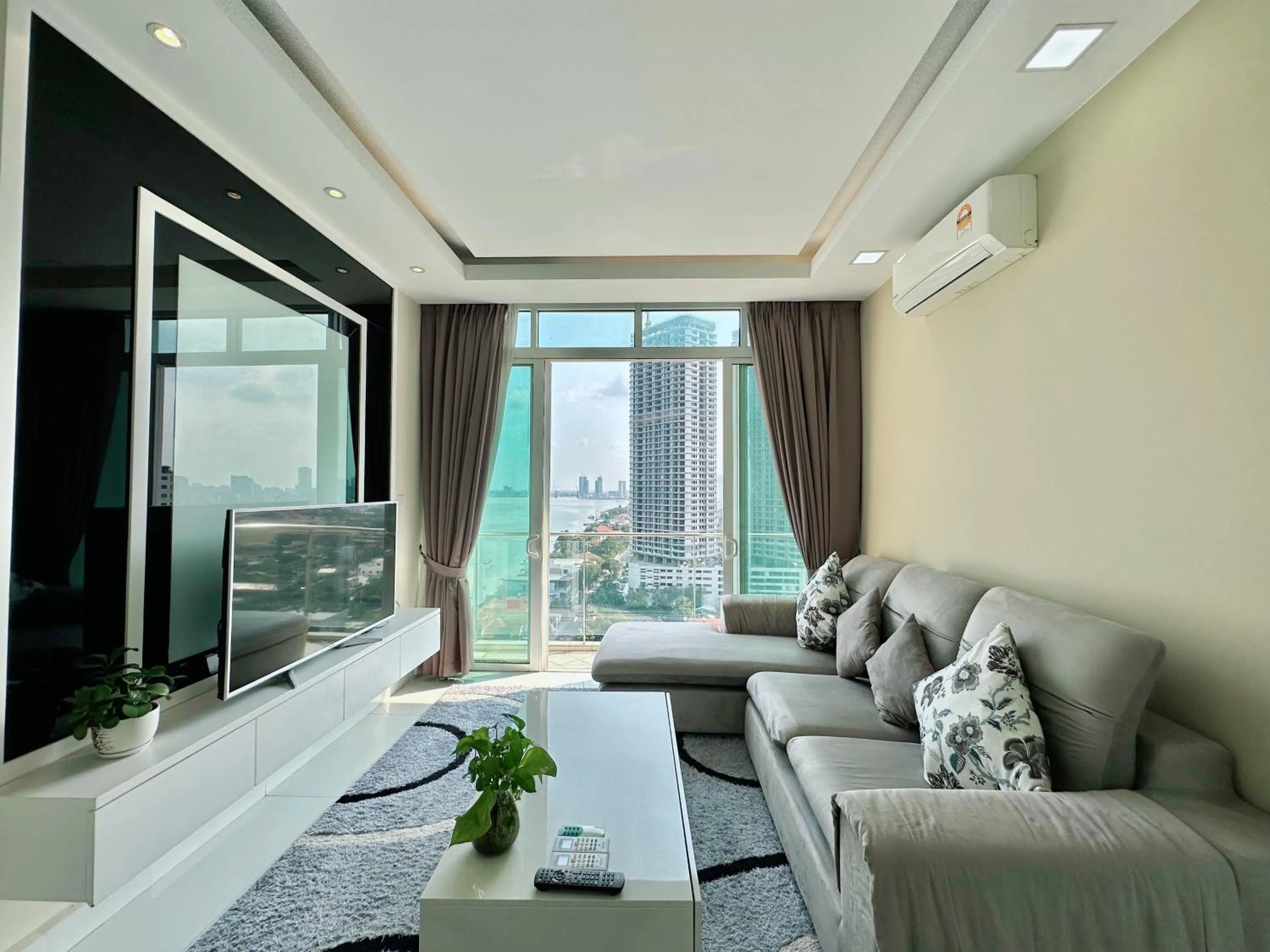 Living room in Infinity 28 Hotel and Residence