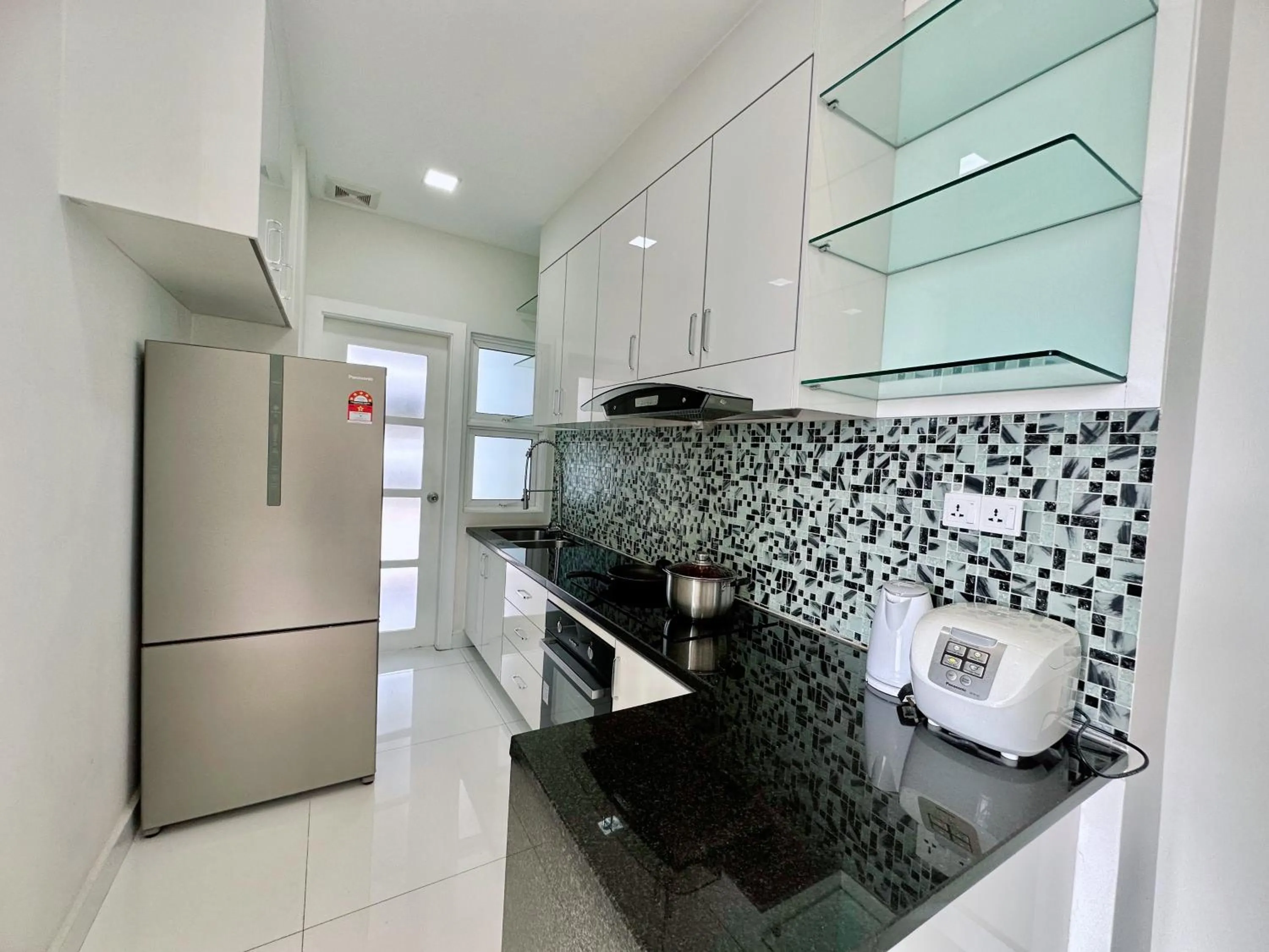 kitchen in Infinity 28 Hotel and Residence