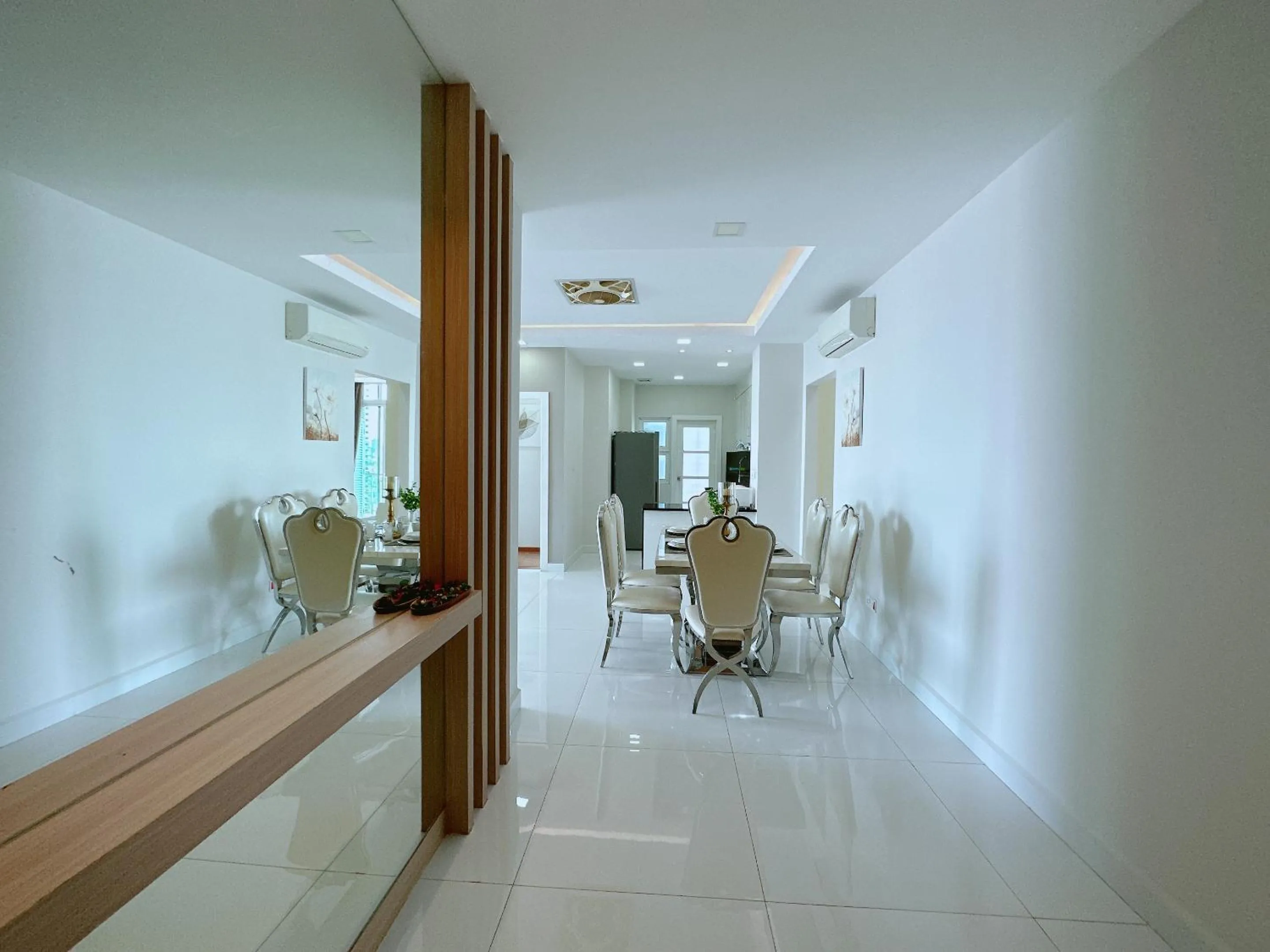 Seating area in Infinity 28 Hotel and Residence