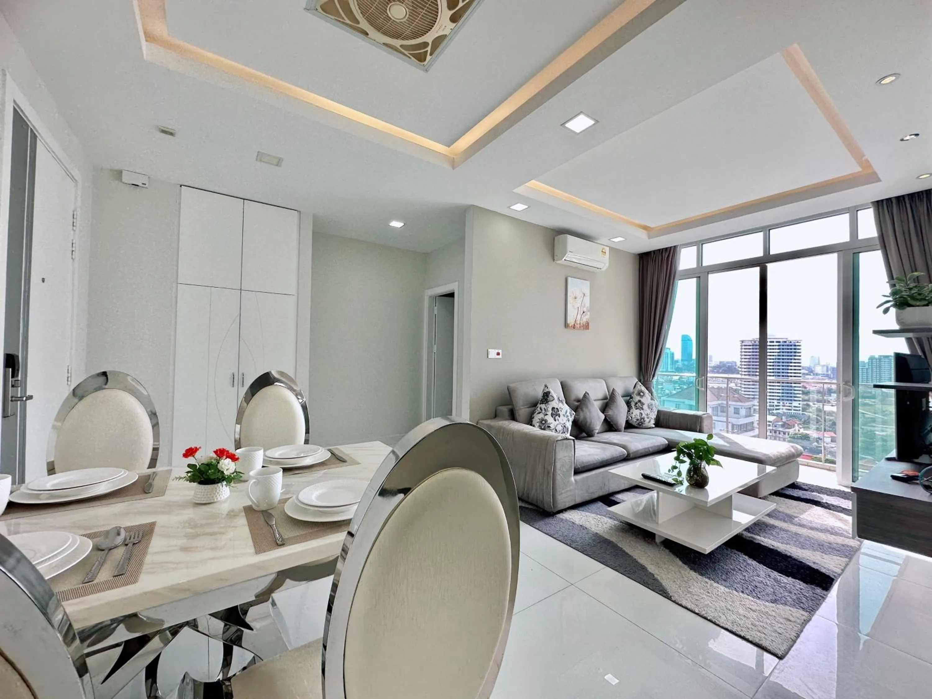 Living room in Infinity 28 Hotel and Residence