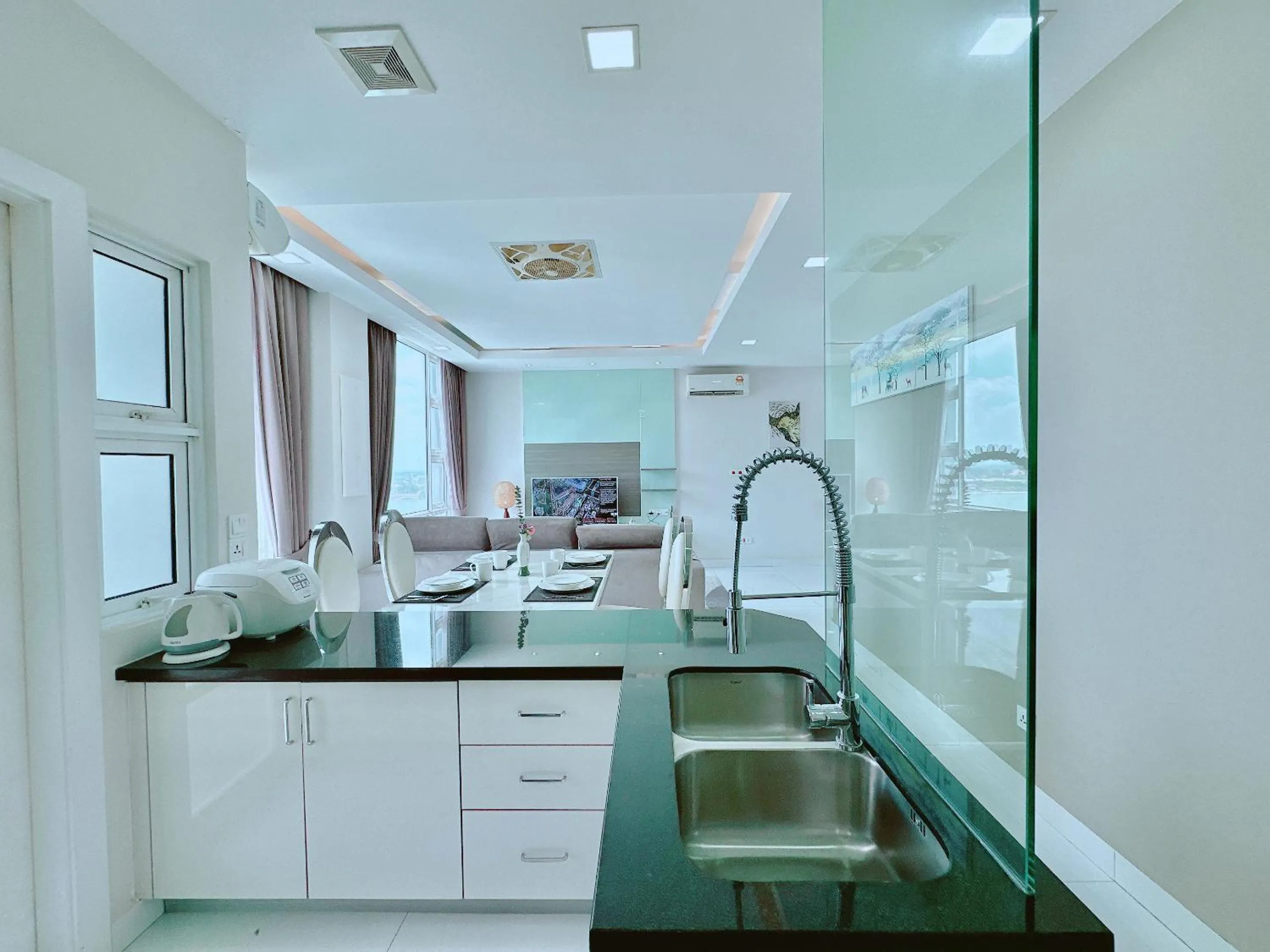 Kitchen or kitchenette in Infinity 28 Hotel and Residence